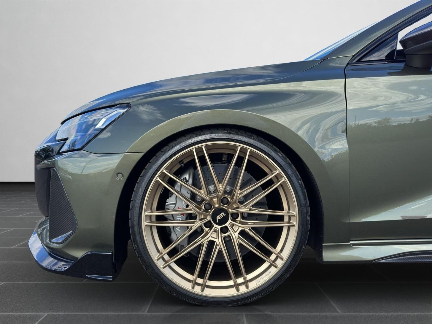 Bild über Audi RS 3 Sportback TFSI quattro 294 kW S tronic - für weitere Informationen kontaktieren Sie den Audi Partner