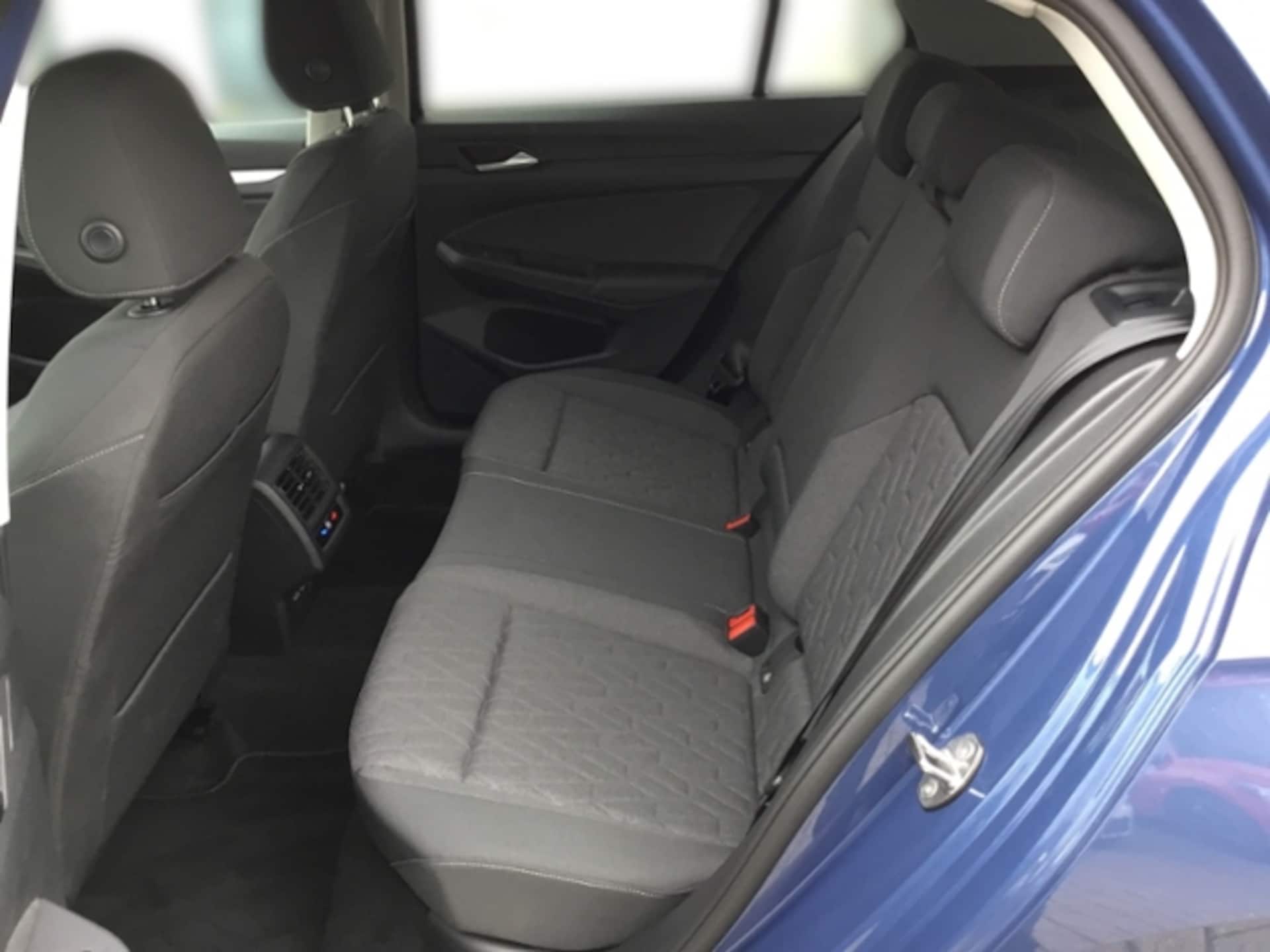 Volkswagen Golf Life