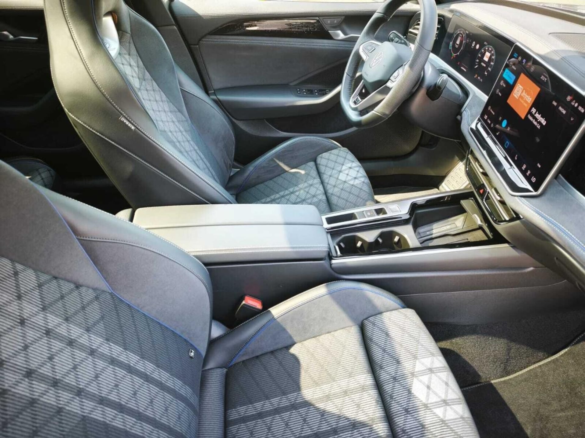 Volkswagen Passat R-Line