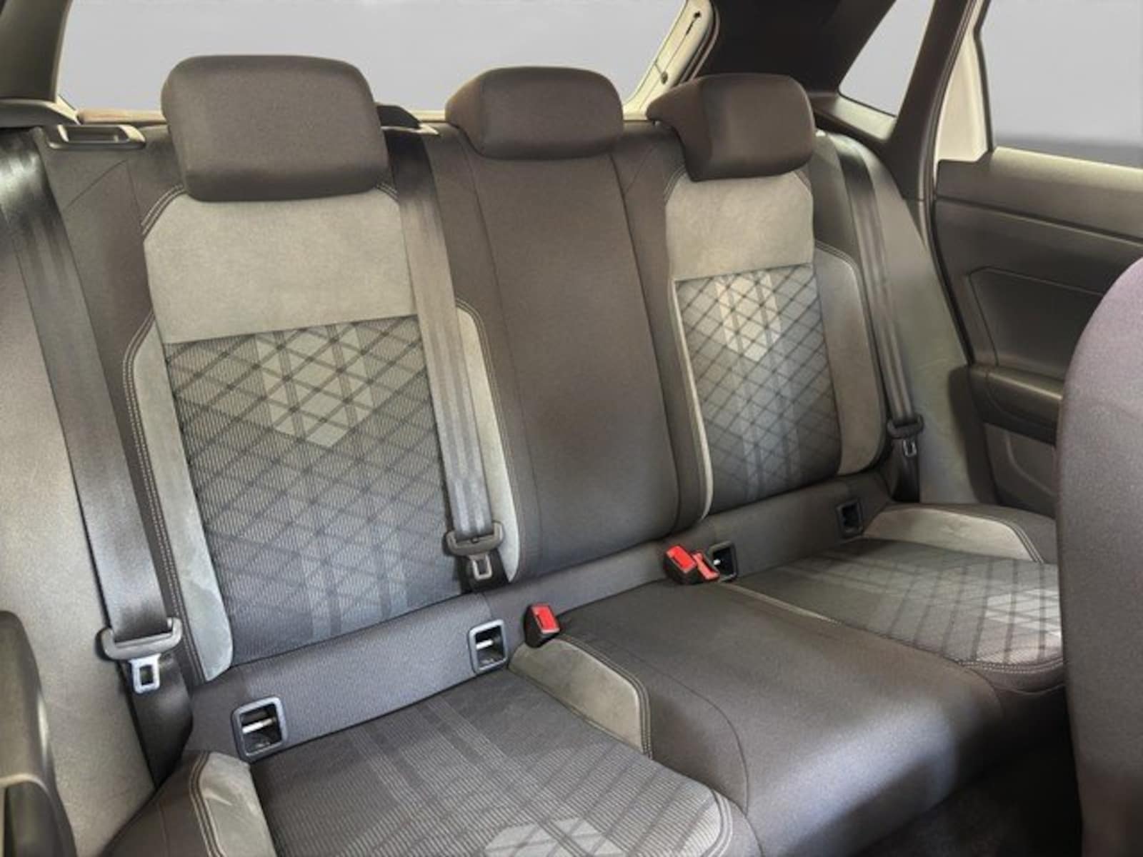 Volkswagen Polo – Bild 8