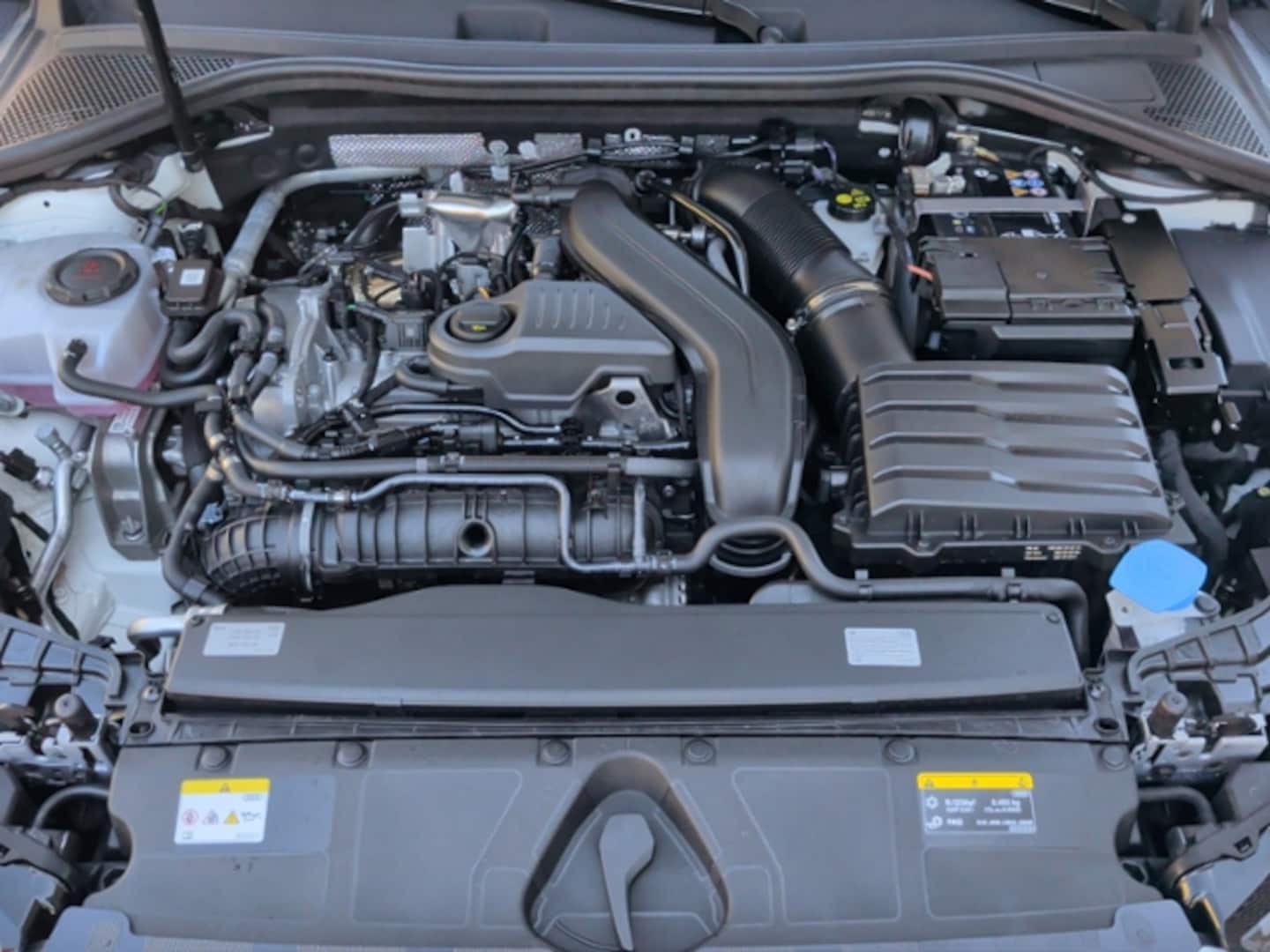 Bild über Audi A3 Sportback advanced 35 TFSI Schaltgetriebe - für weitere Informationen kontaktieren Sie den Audi Partner
