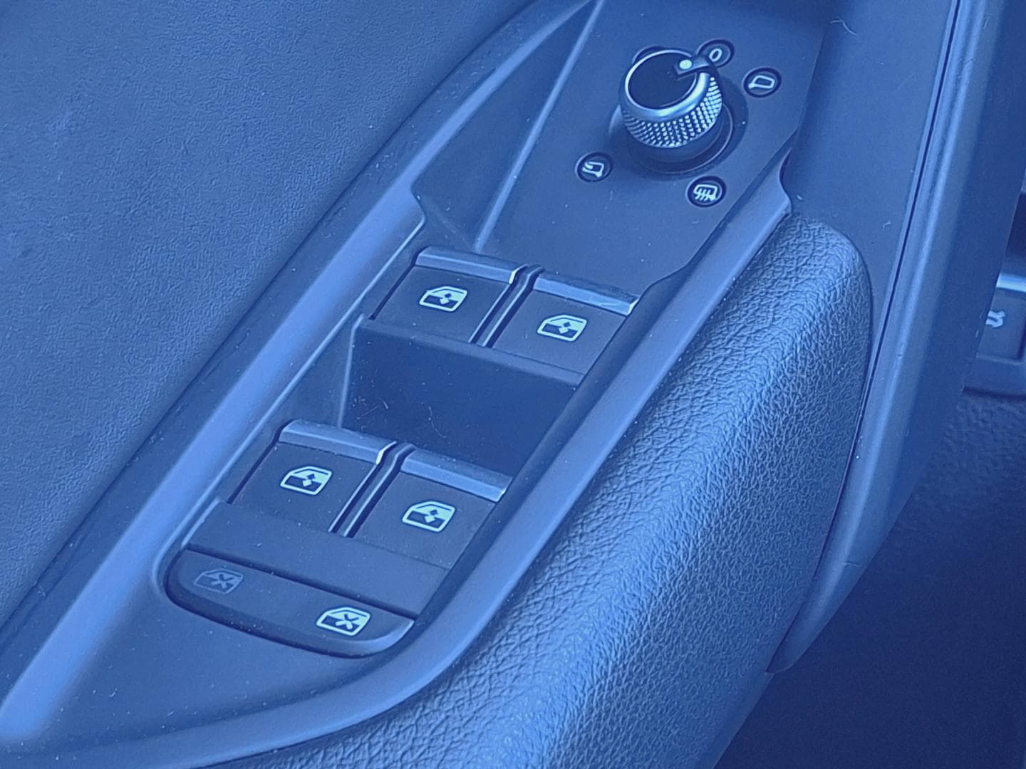 Image about Audi Q5 Sportback S line 40 TDI quattro 150 kW (204 ch) S tronic