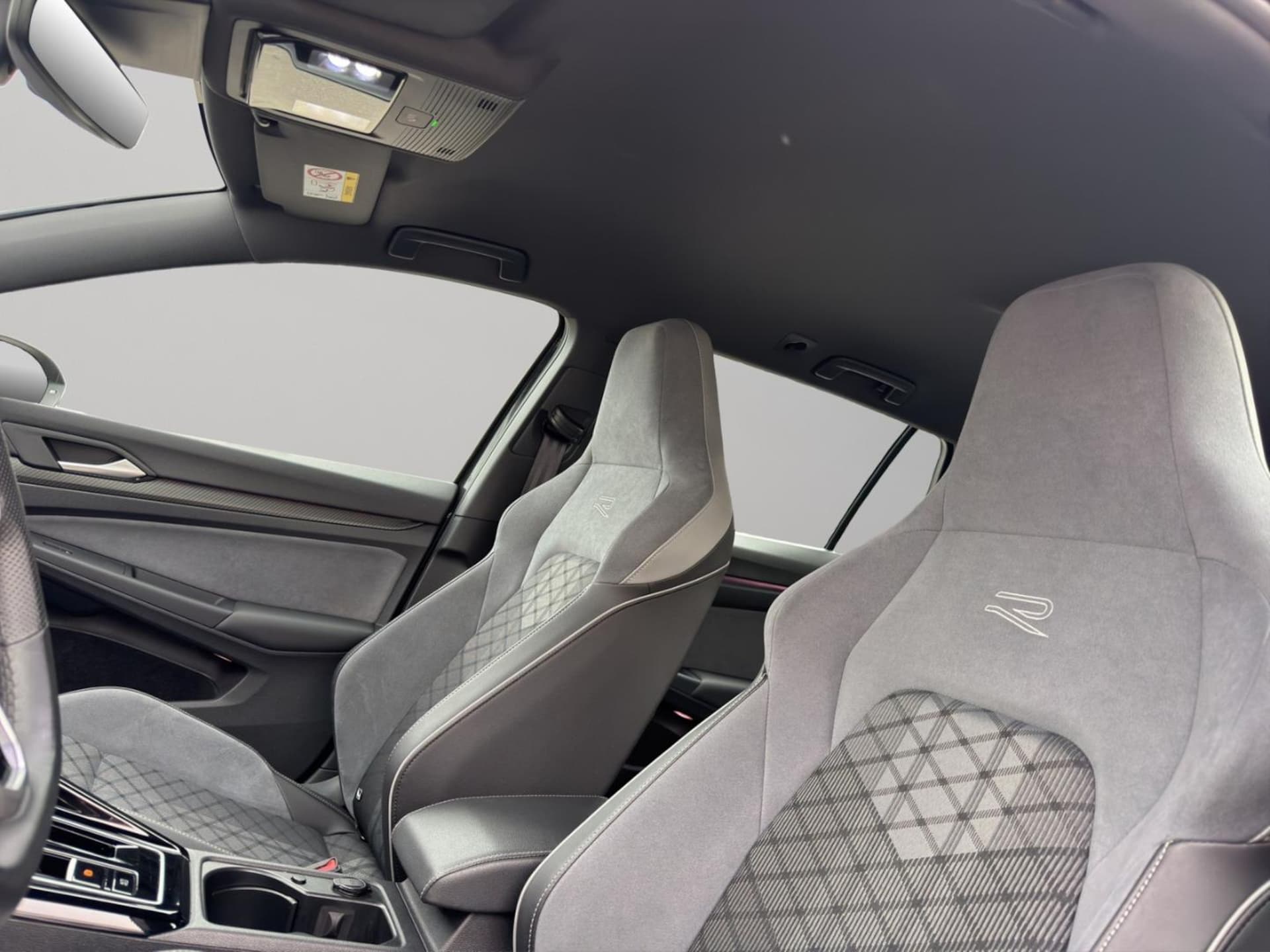 Volkswagen Golf Variant R-Line