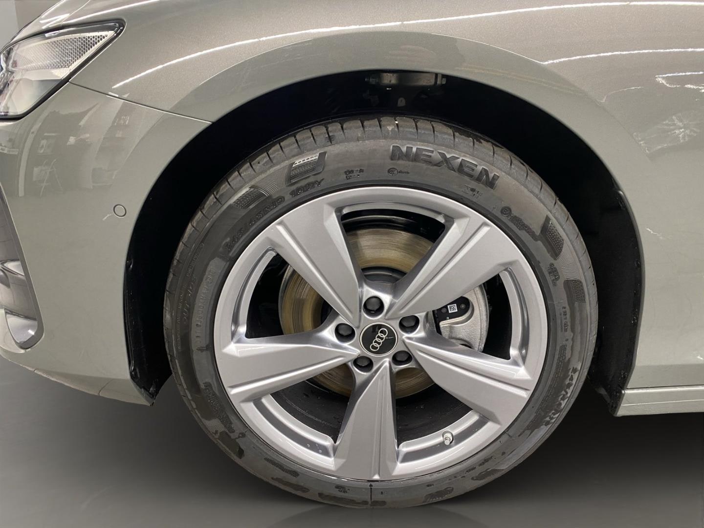Bild über Audi A6 Avant TDI 150 kW S tronic - für weitere Informationen kontaktieren Sie den Audi Partner