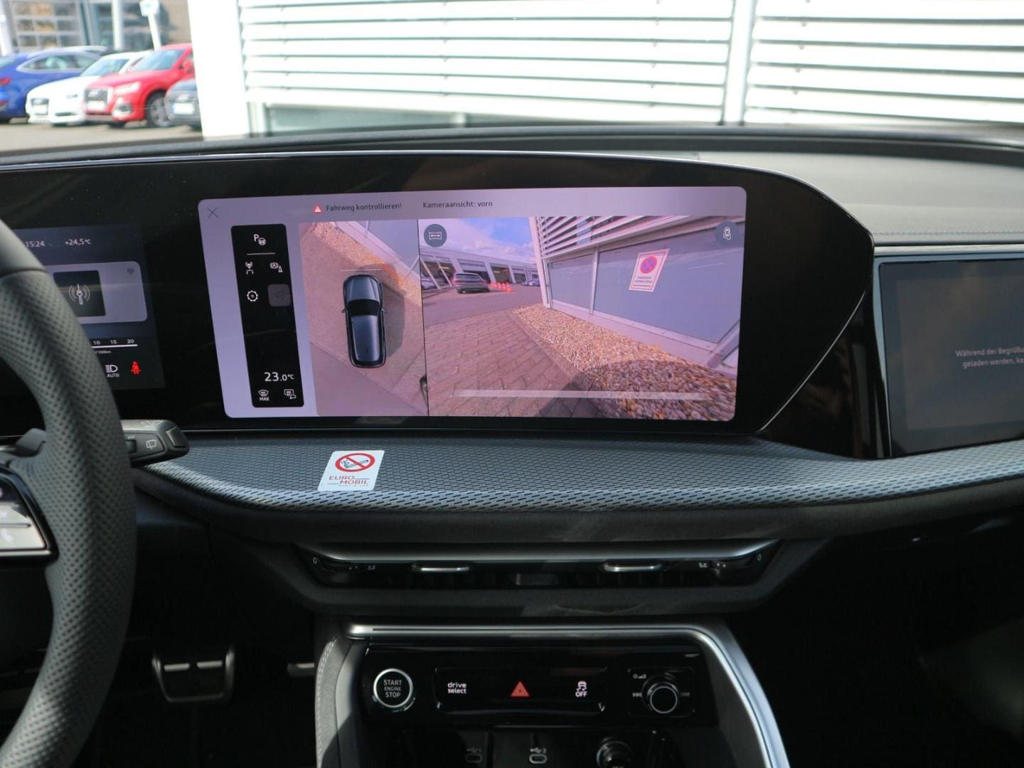 Bild über Audi Q5 SUV TDI quattro 150 kW S tronic - für weitere Informationen kontaktieren Sie den Audi Partner