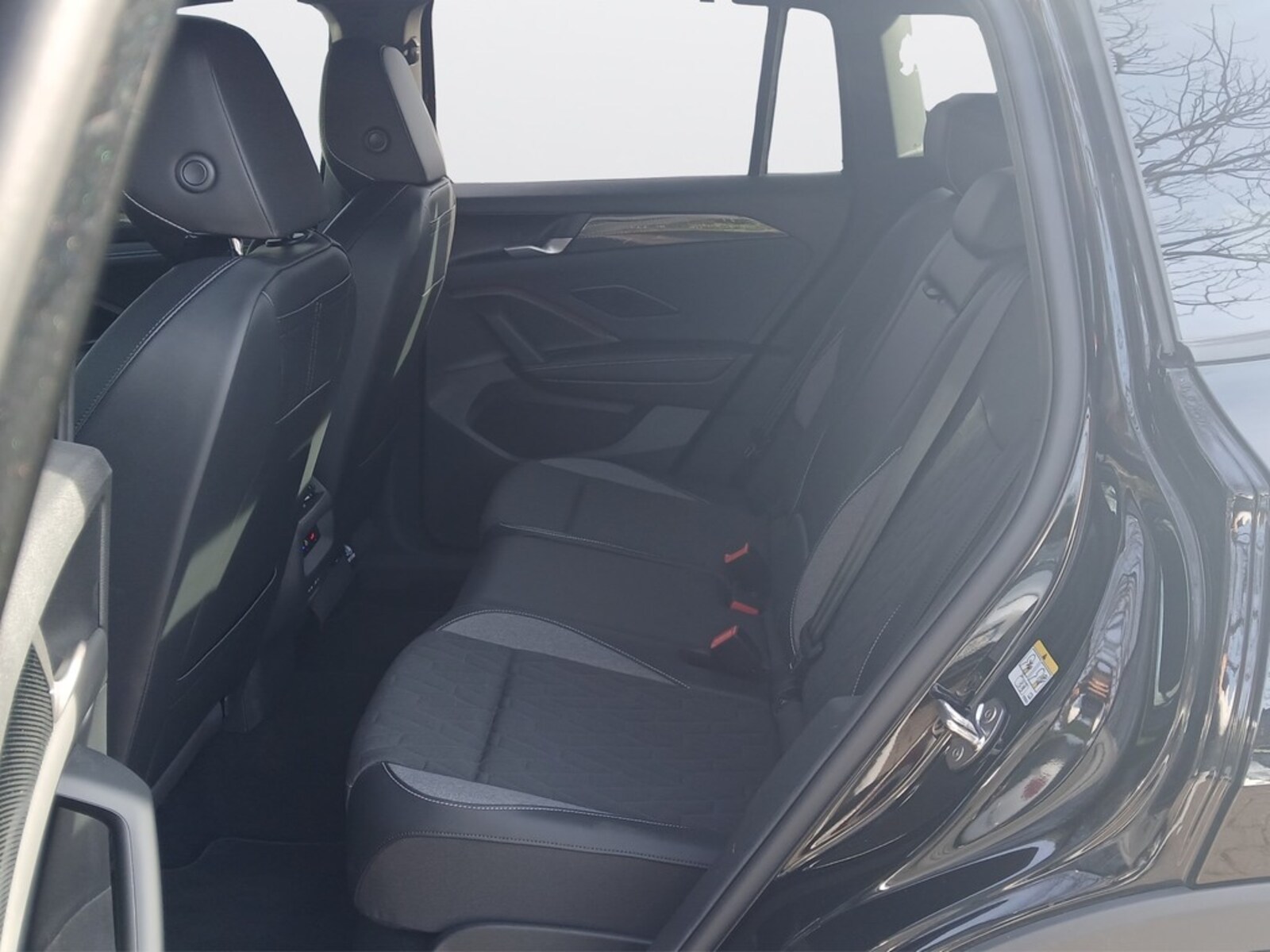 Volkswagen Tiguan – Bild 12