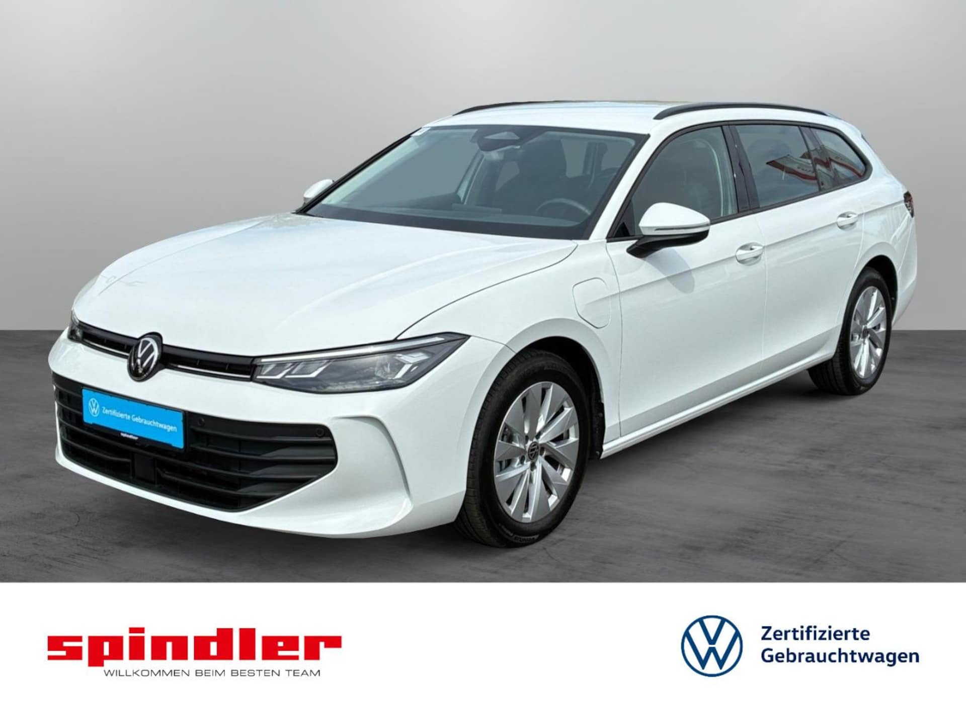 Volkswagen Passat — Volkswagen Passat Passat Variant 1.5 e-Hybrid DSG / Navi, LED, RFK