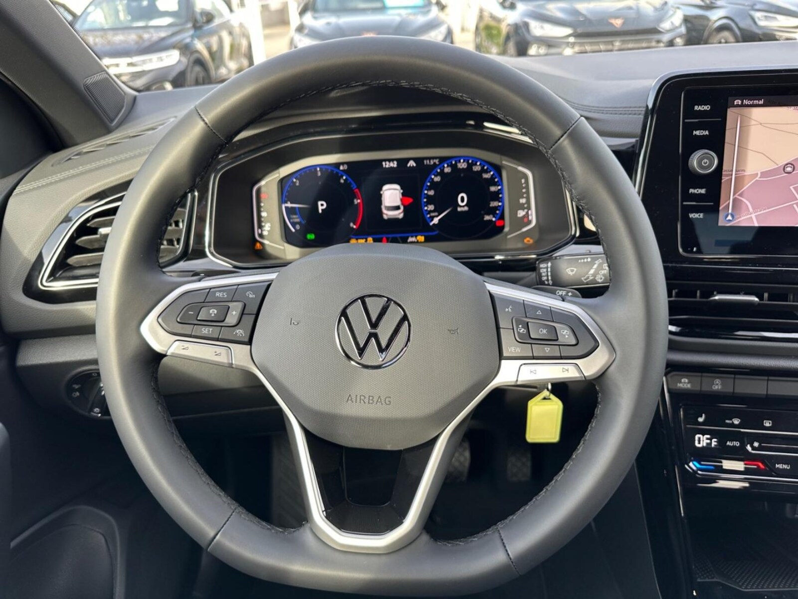 Volkswagen T-Roc – Bild 12