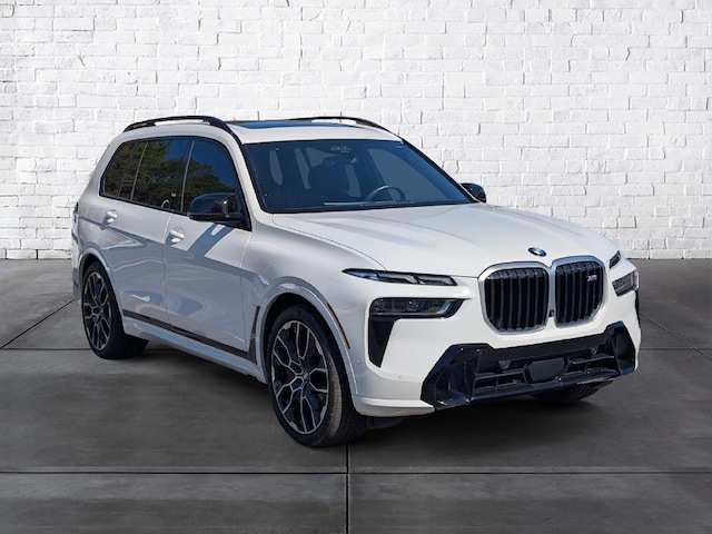 Photo of 2025 BMW X7 