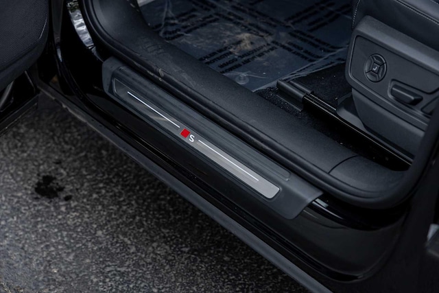 2026 Audi SQ5 Premium Plus - Photo 13