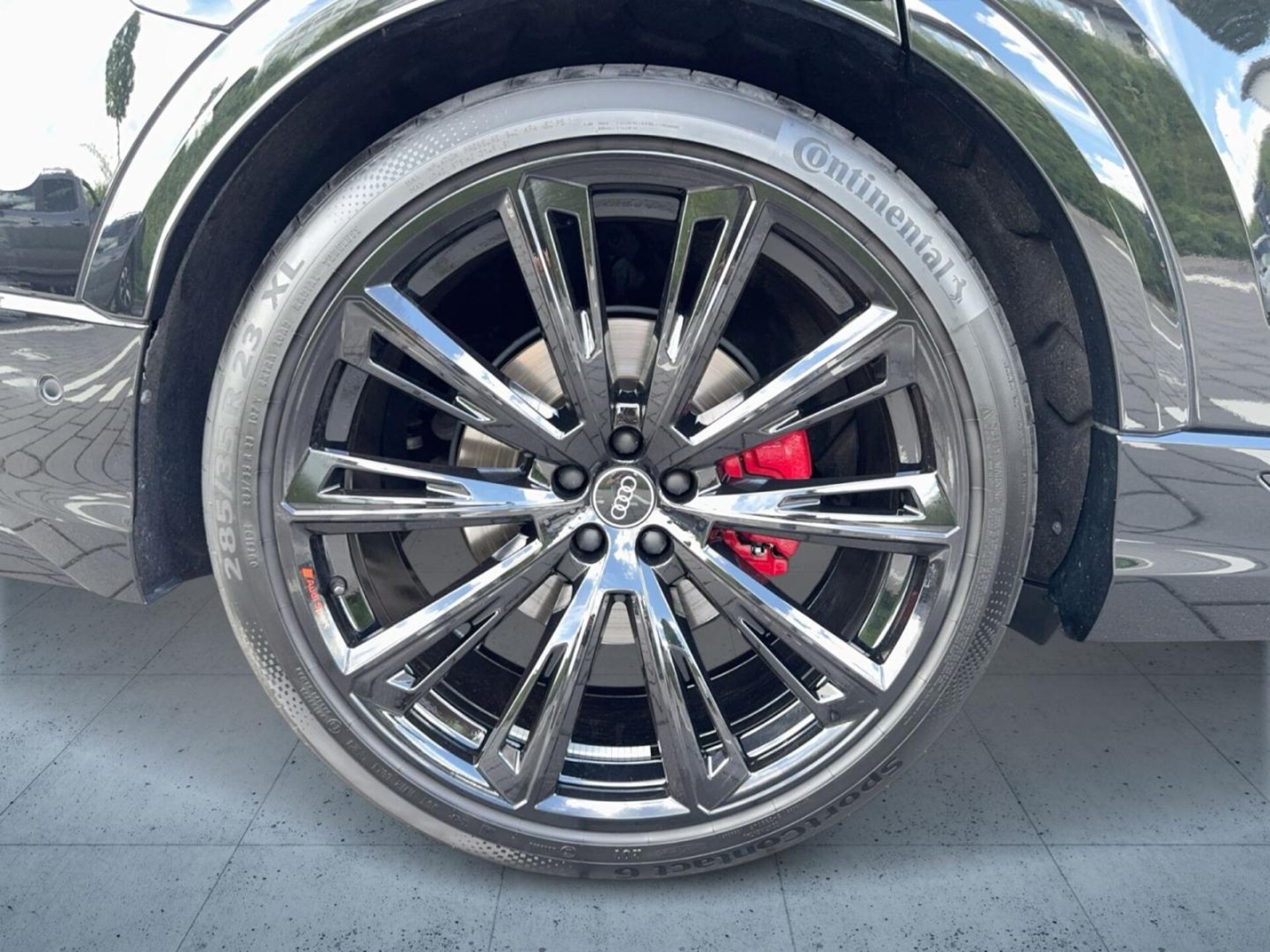 Audi SQ8 SUV