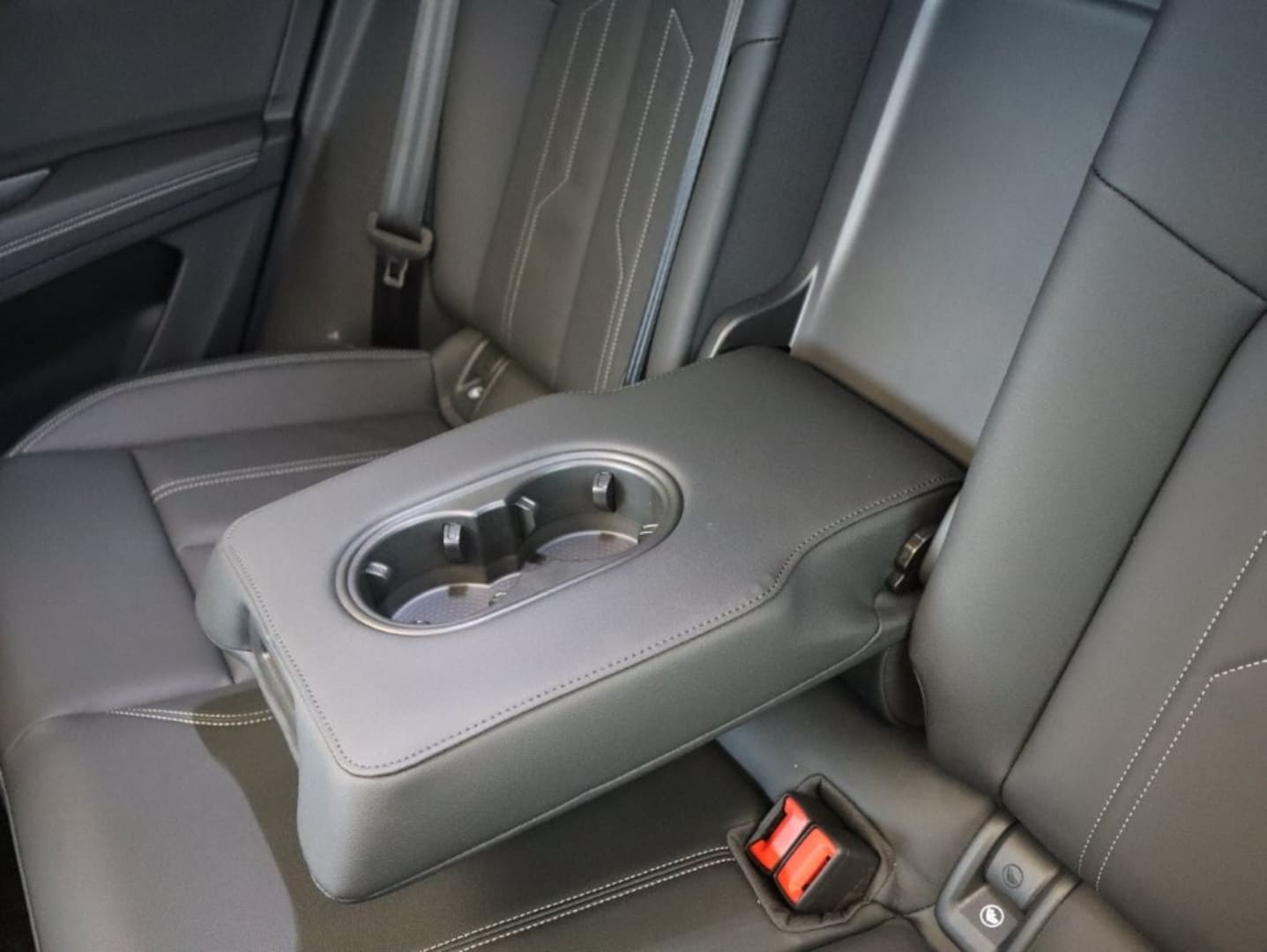 Audi Q4 e-tron 40 e-tron 150,00 kW for more details contact your dealer
