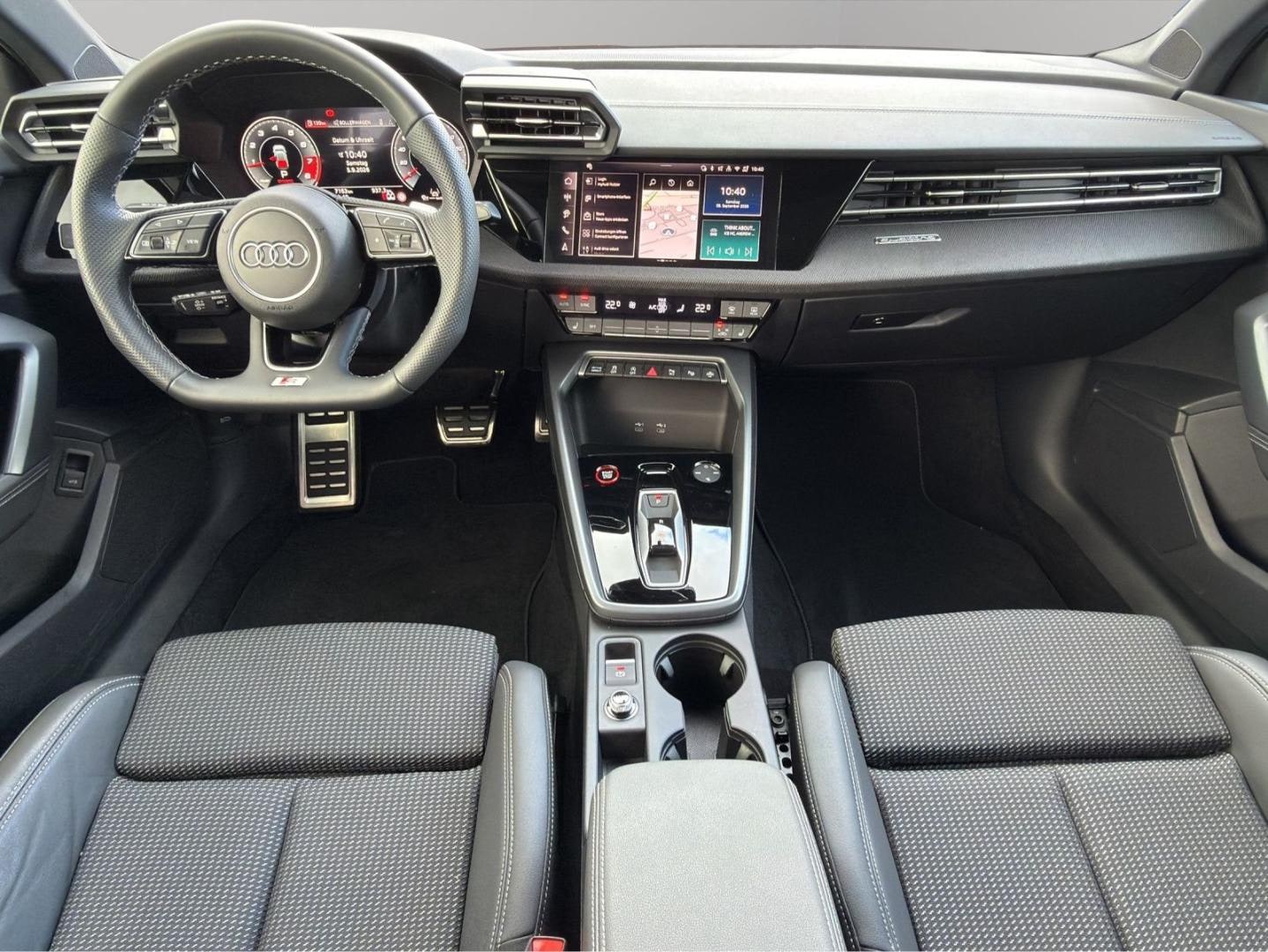 Bild über Audi S3 Sportback TFSI quattro S tronic - für weitere Informationen kontaktieren Sie den Audi Partner