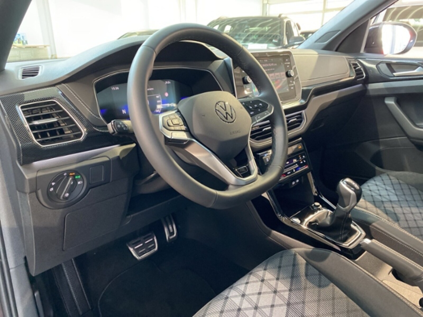 Volkswagen T-Cross – Bild 9