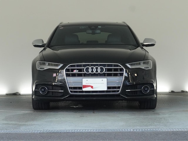 Audi S6 Avant