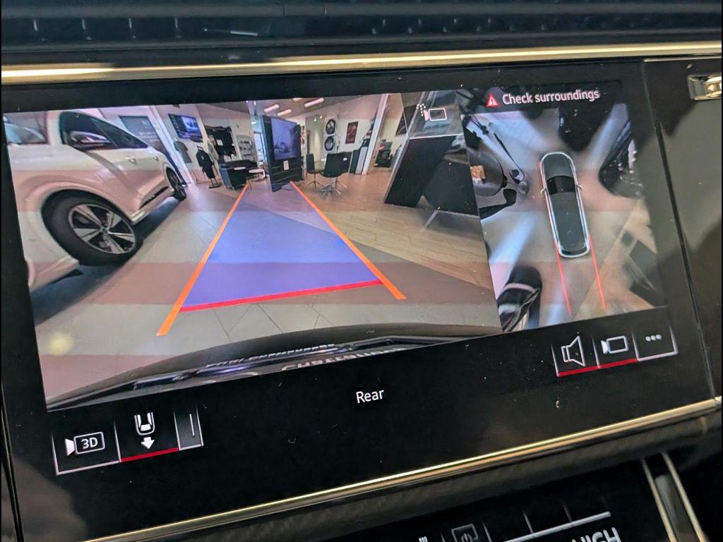 2026 Audi SQ7 Premium Plus - Photo 12