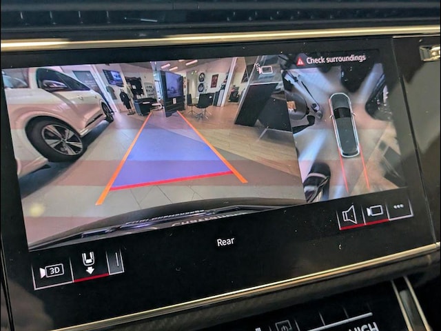 2026 Audi SQ7 Premium Plus - Photo 12