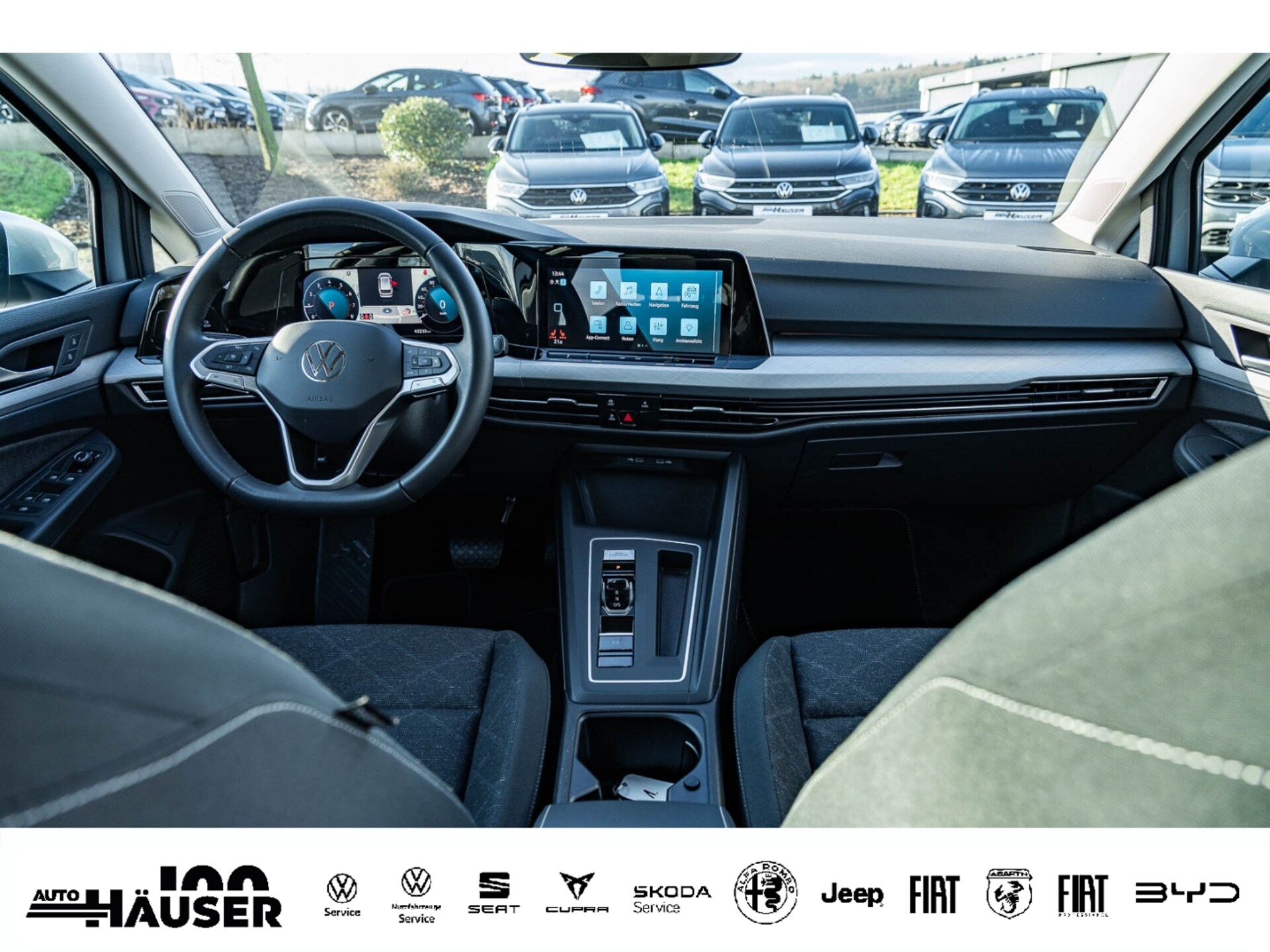 Volkswagen Golf Variant Life
