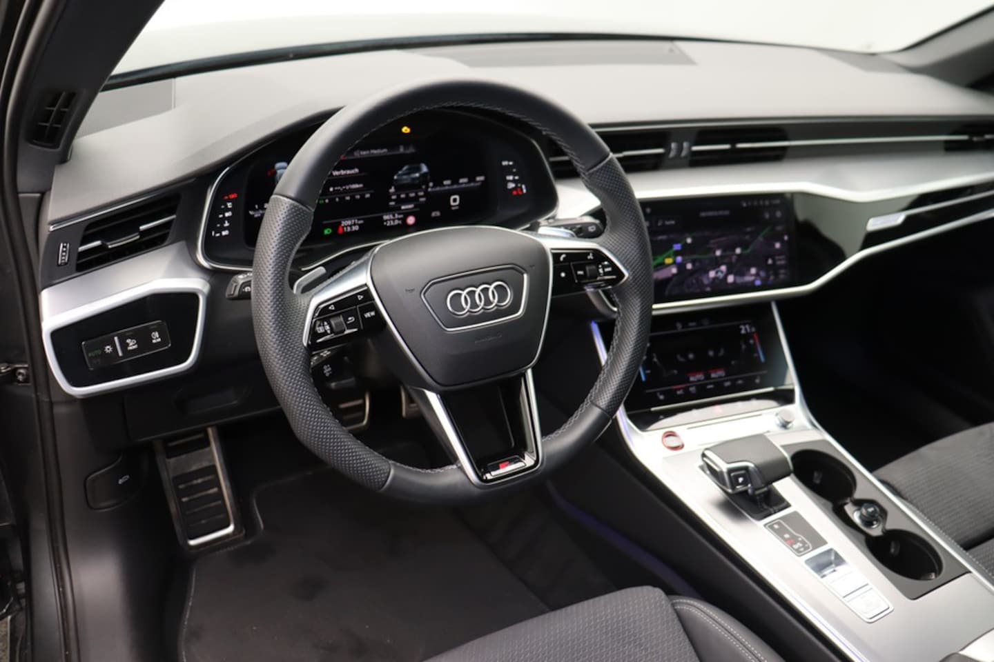 Bild über Audi S6 Avant TDI quattro tiptronic - für weitere Informationen kontaktieren Sie den Audi Partner