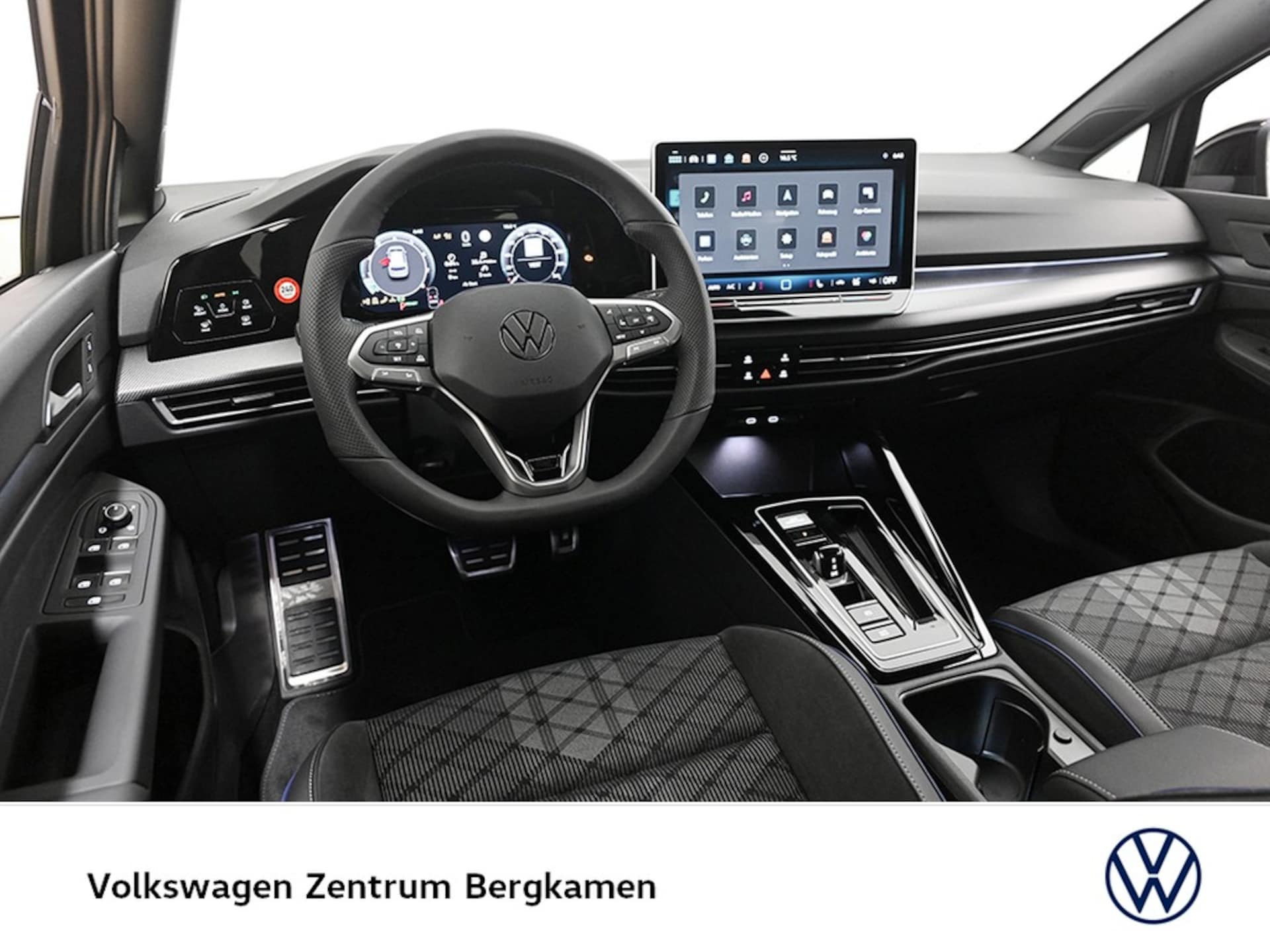 Volkswagen Golf R-Line