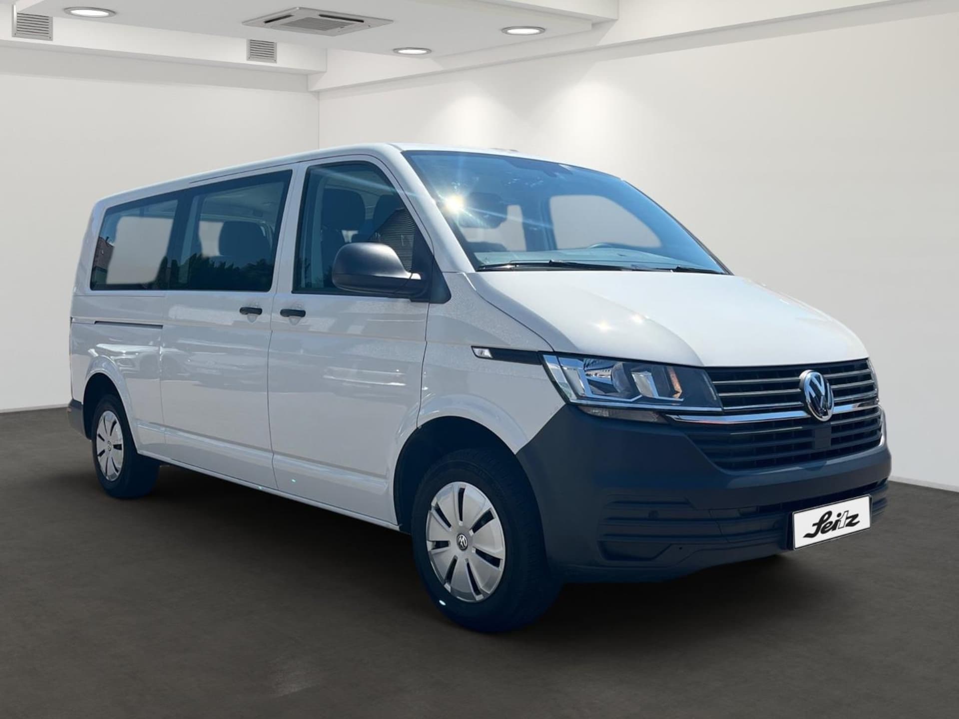 Volkswagen T6.1 Transporter Kombi langer Radstand