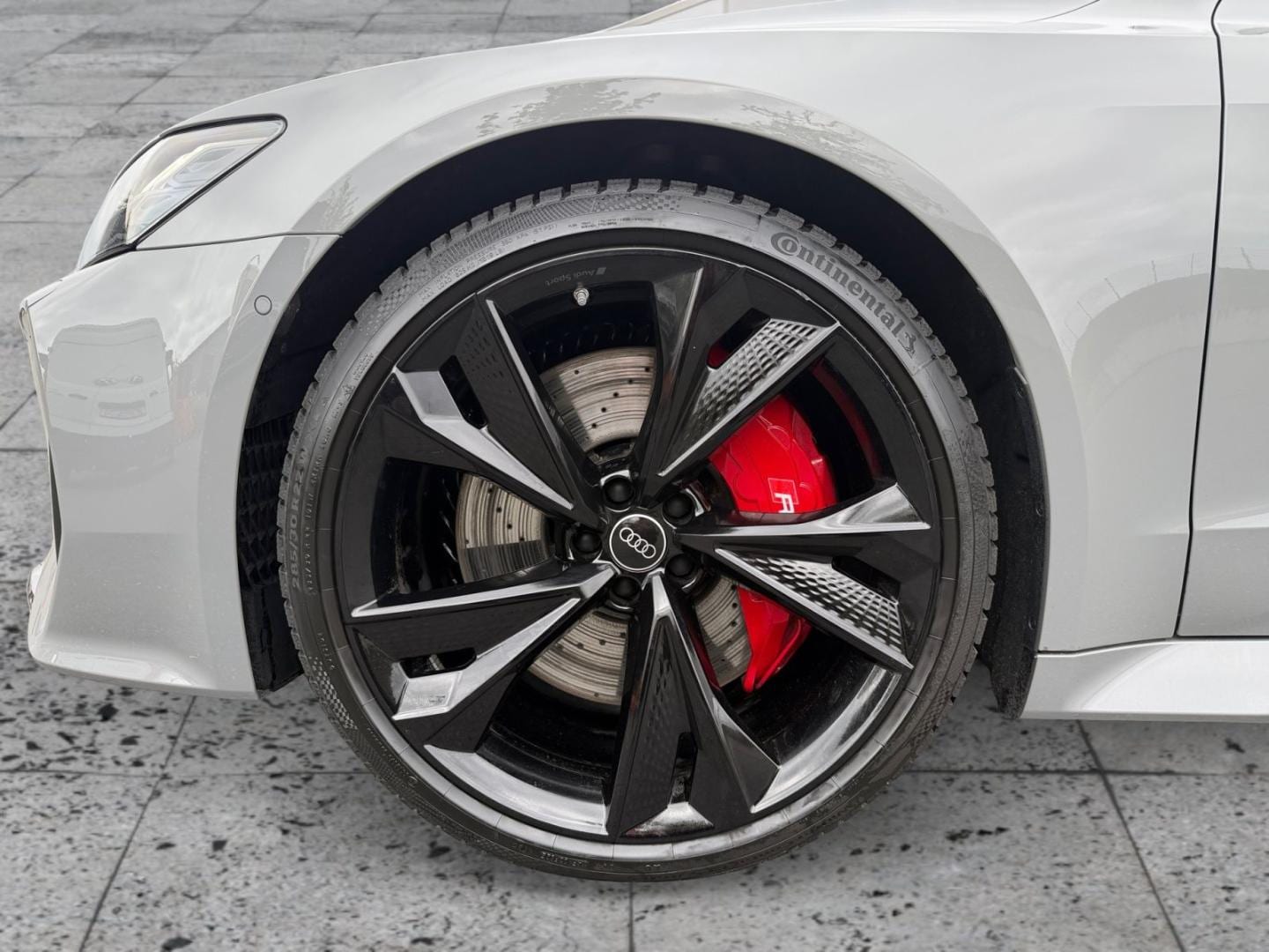 Bild über Audi RS 7 Sportback TFSI quattro tiptronic - für weitere Informationen kontaktieren Sie den Audi Partner