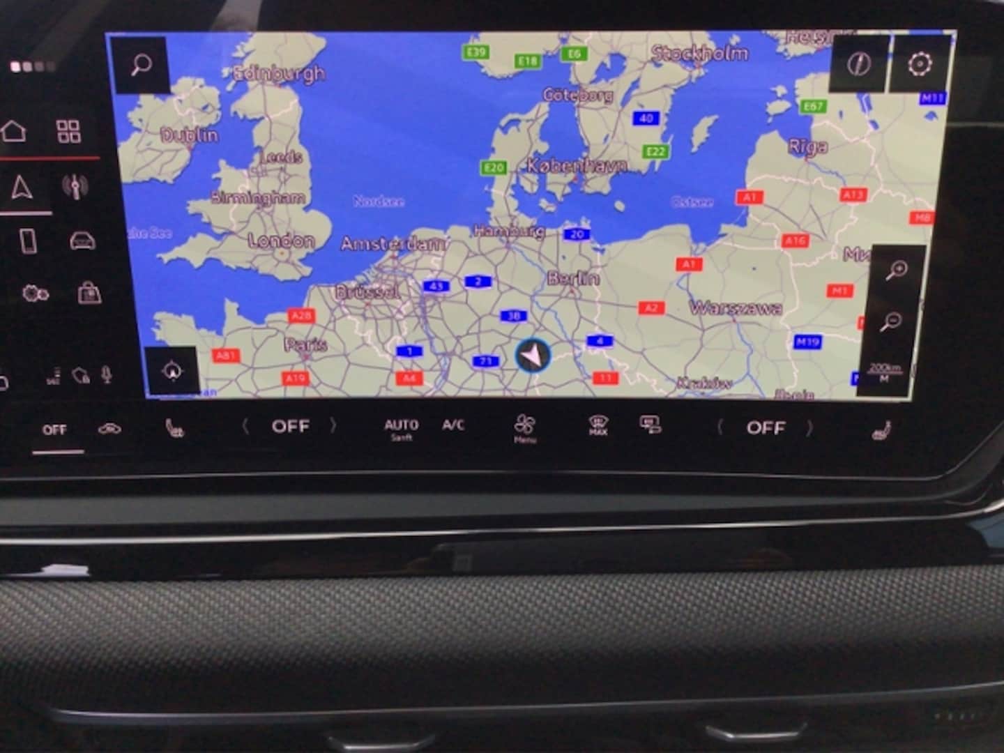 Bild über Audi A5 Avant TDI 150 kW S tronic - für weitere Informationen kontaktieren Sie den Audi Partner