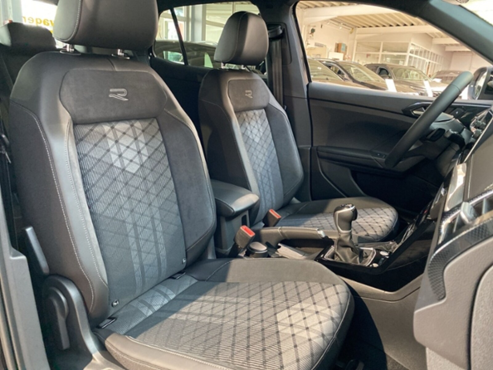 Volkswagen T-Cross – Bild 12