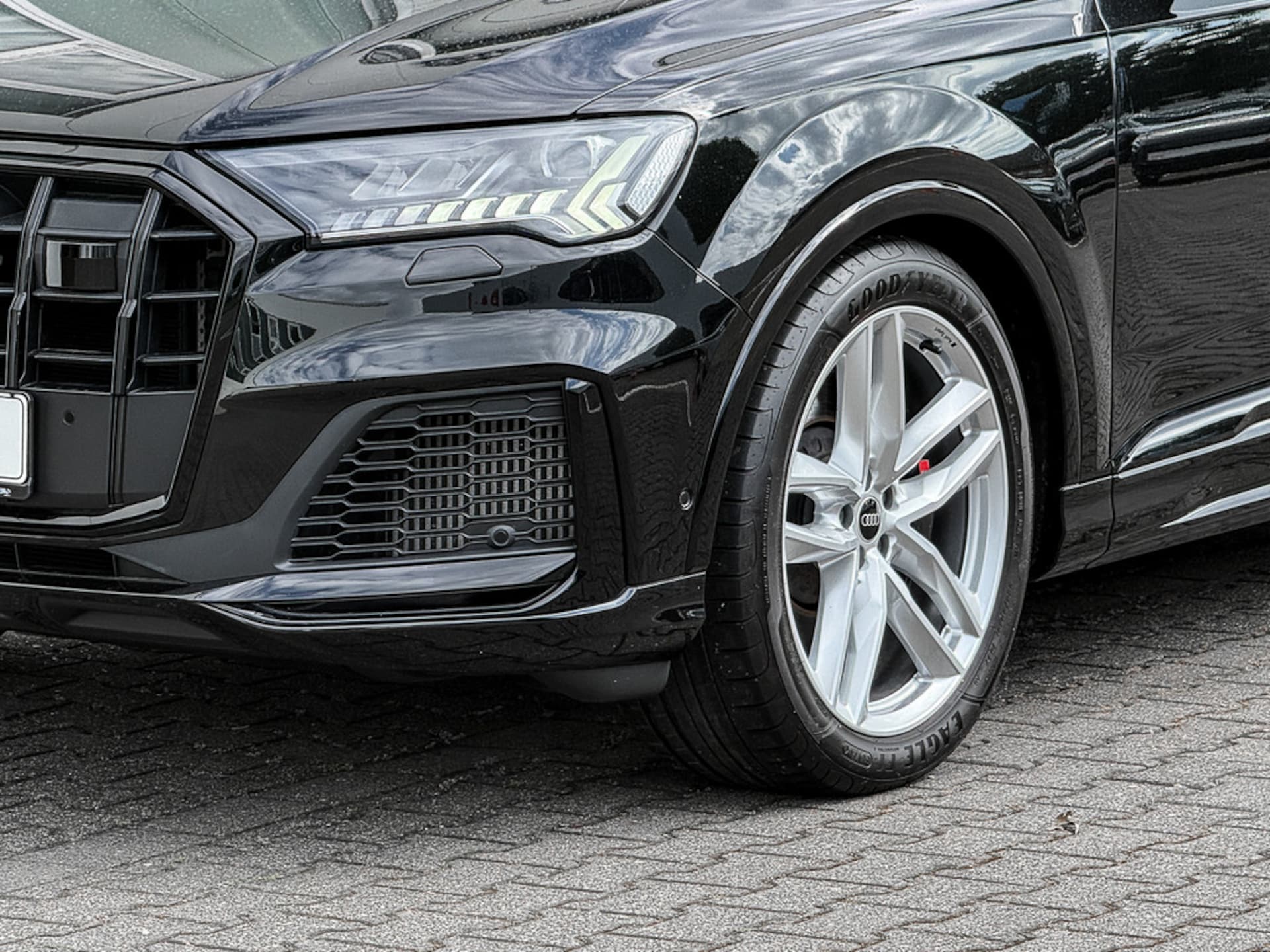 Audi SQ7 SUV
