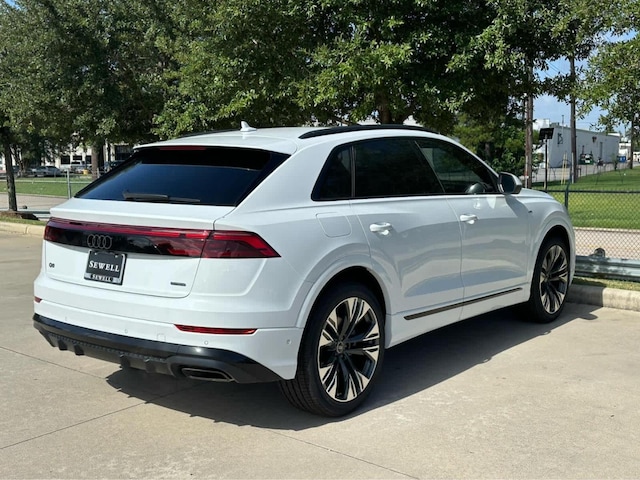 2026 Audi Q8
