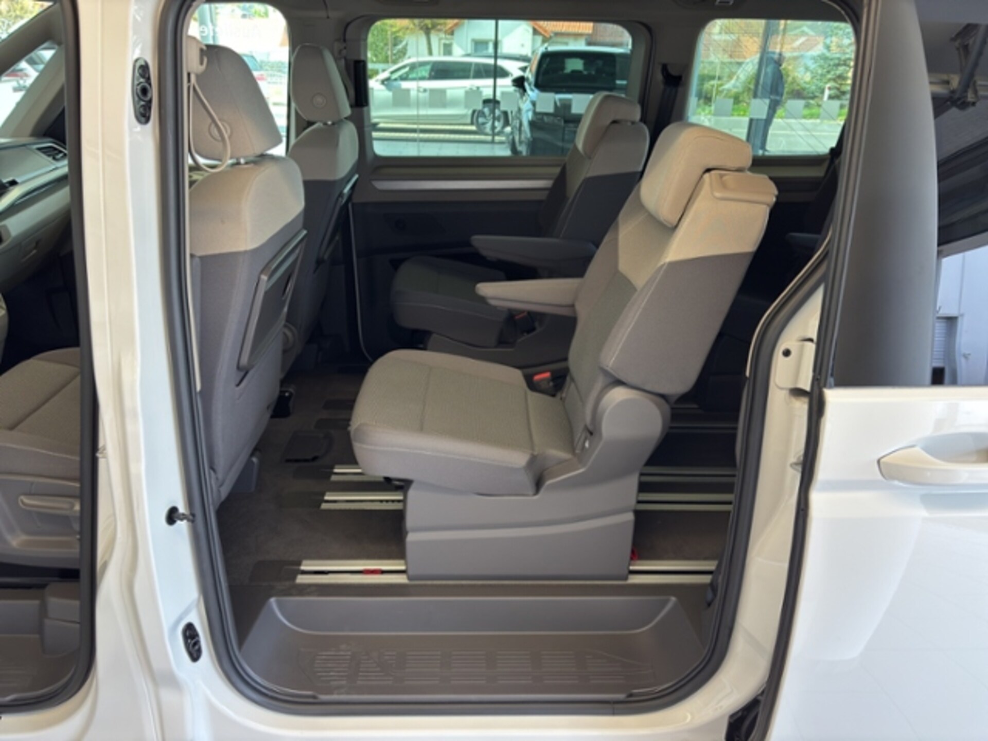 Volkswagen Multivan Life