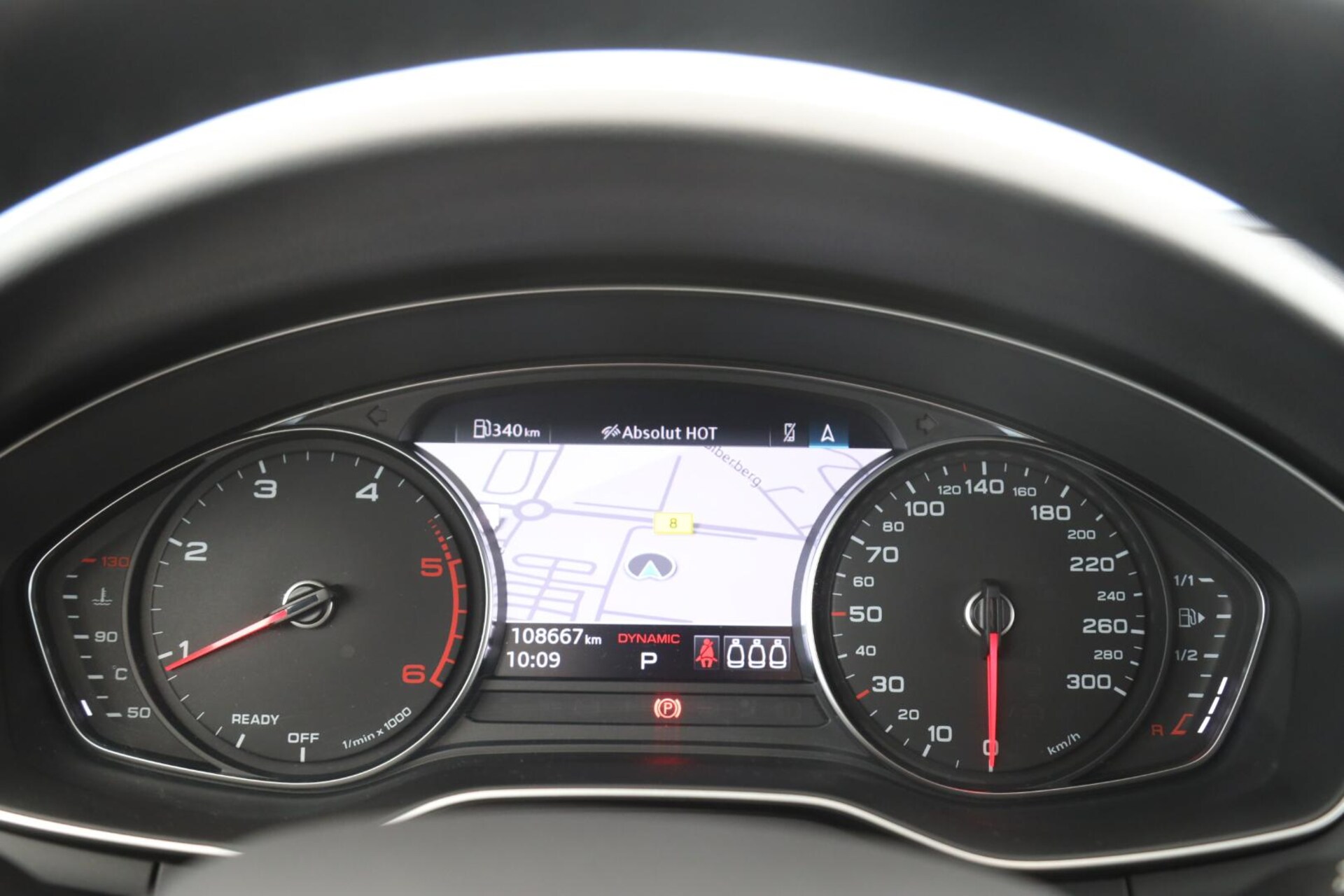 Audi A4 Avant S line