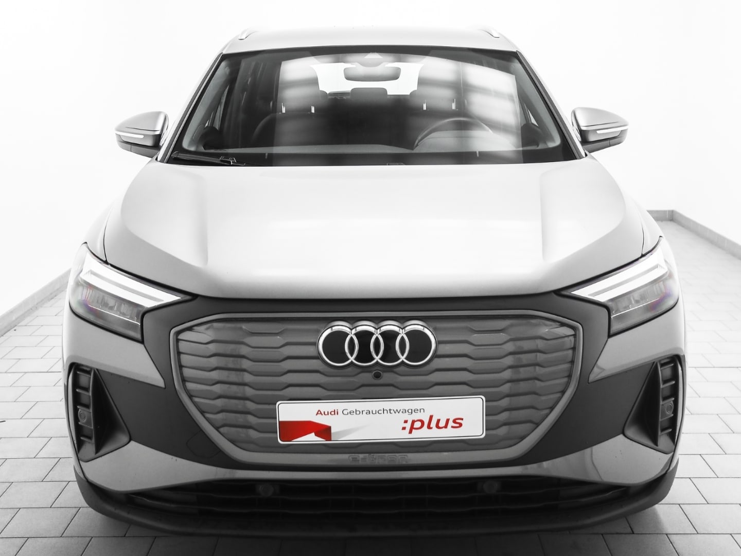 Bild über Audi Q4 e-tron 40 e-tron - für weitere Informationen kontaktieren Sie den Audi Partner