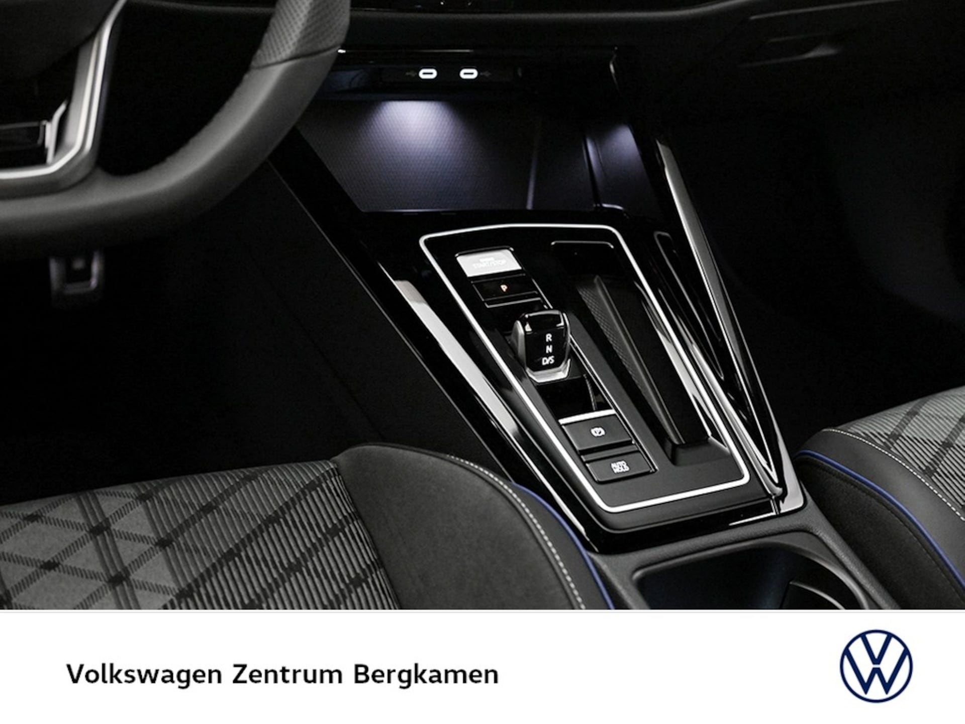Volkswagen Golf R-Line