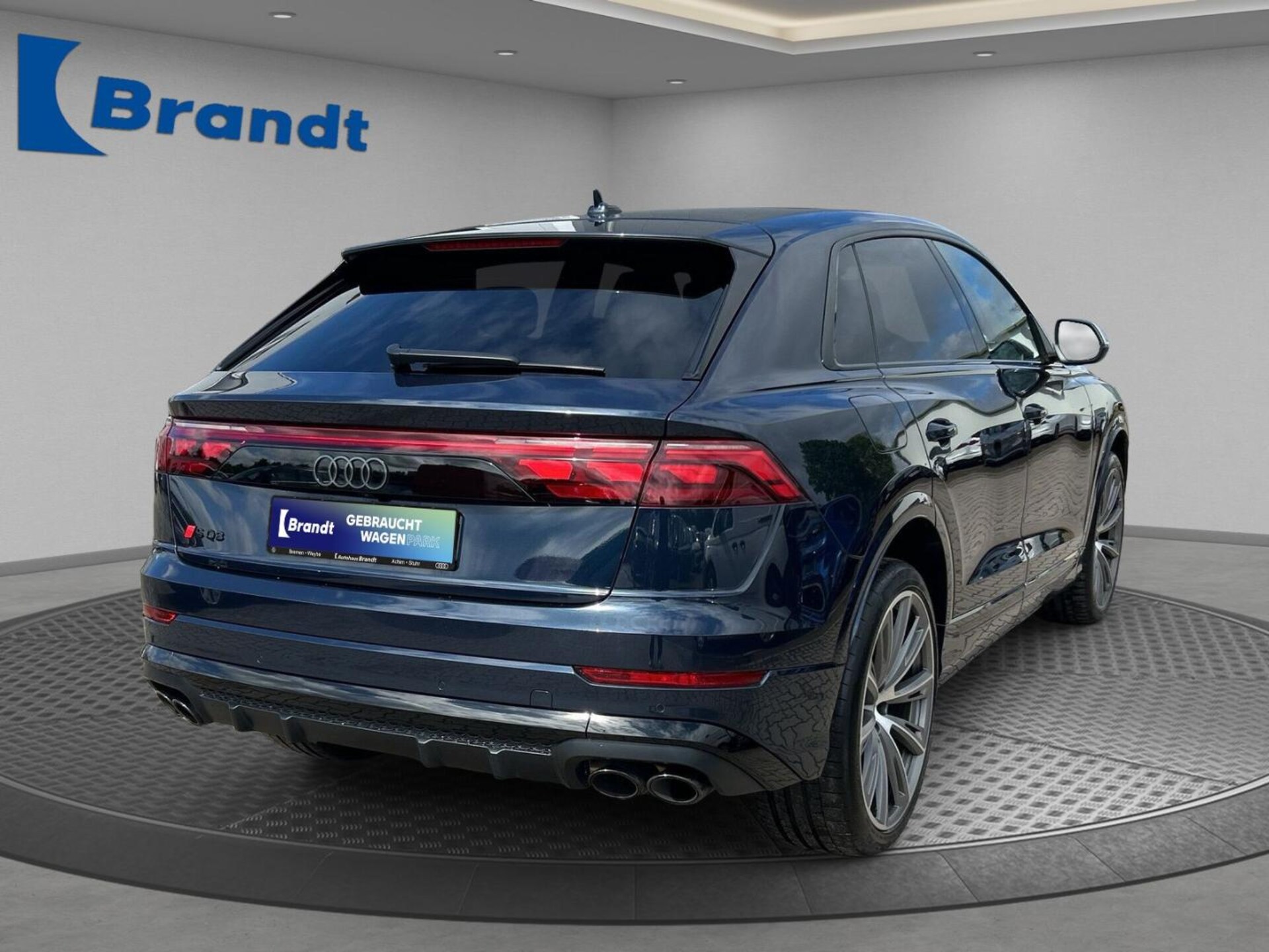 Audi SQ8 SUV