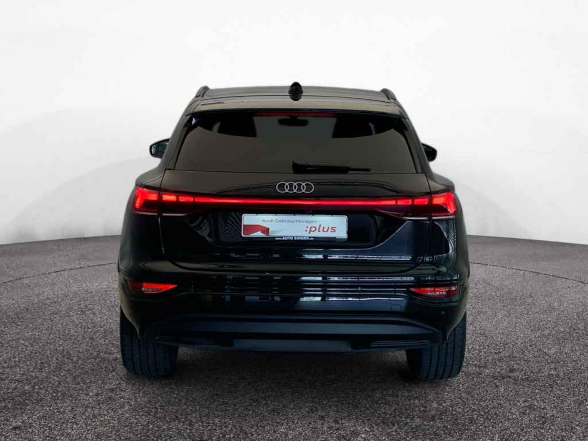 Audi Q6 SUV e-tron