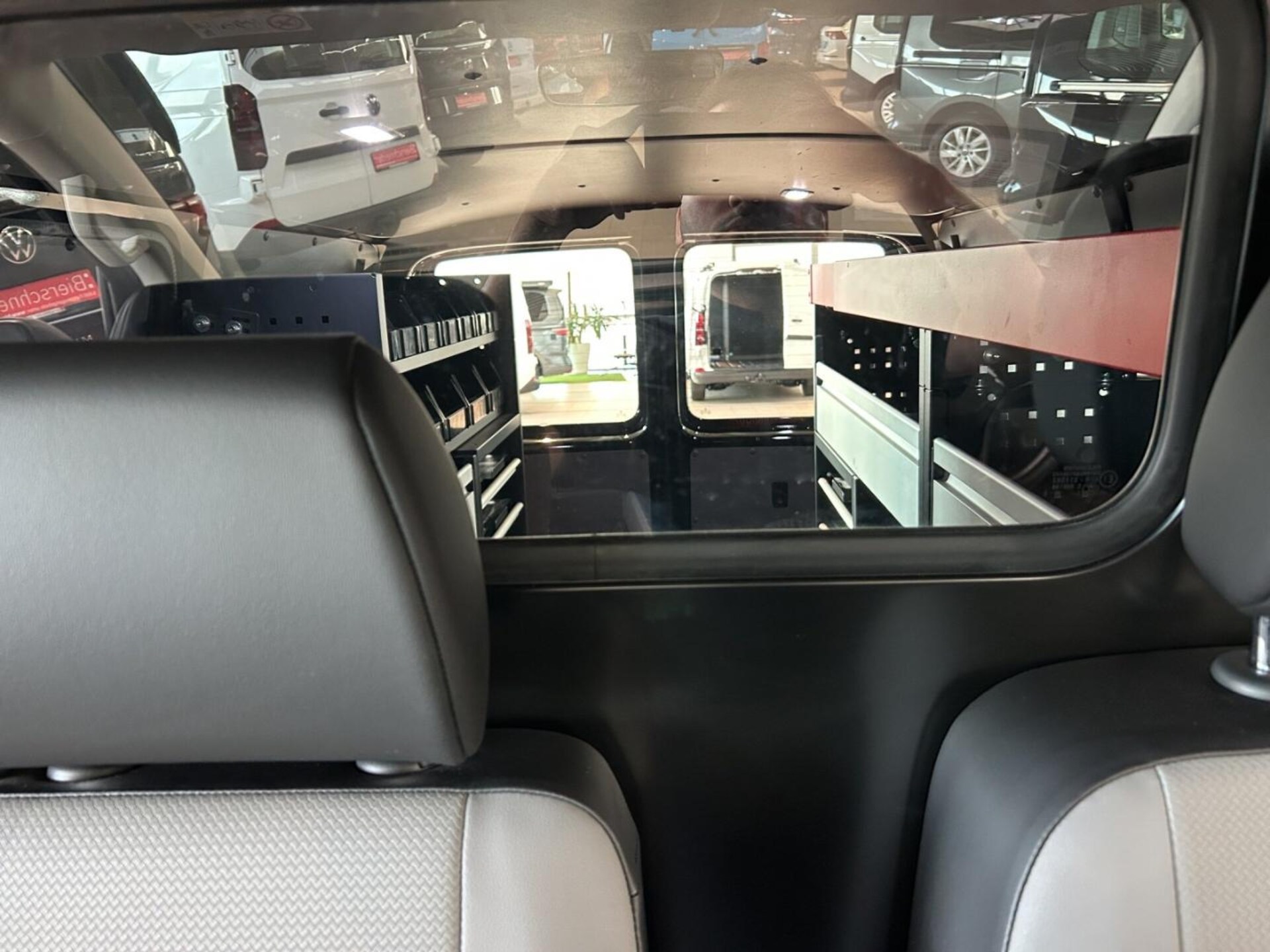 Volkswagen T6.1 Transporter Kasten kurzer Radstand