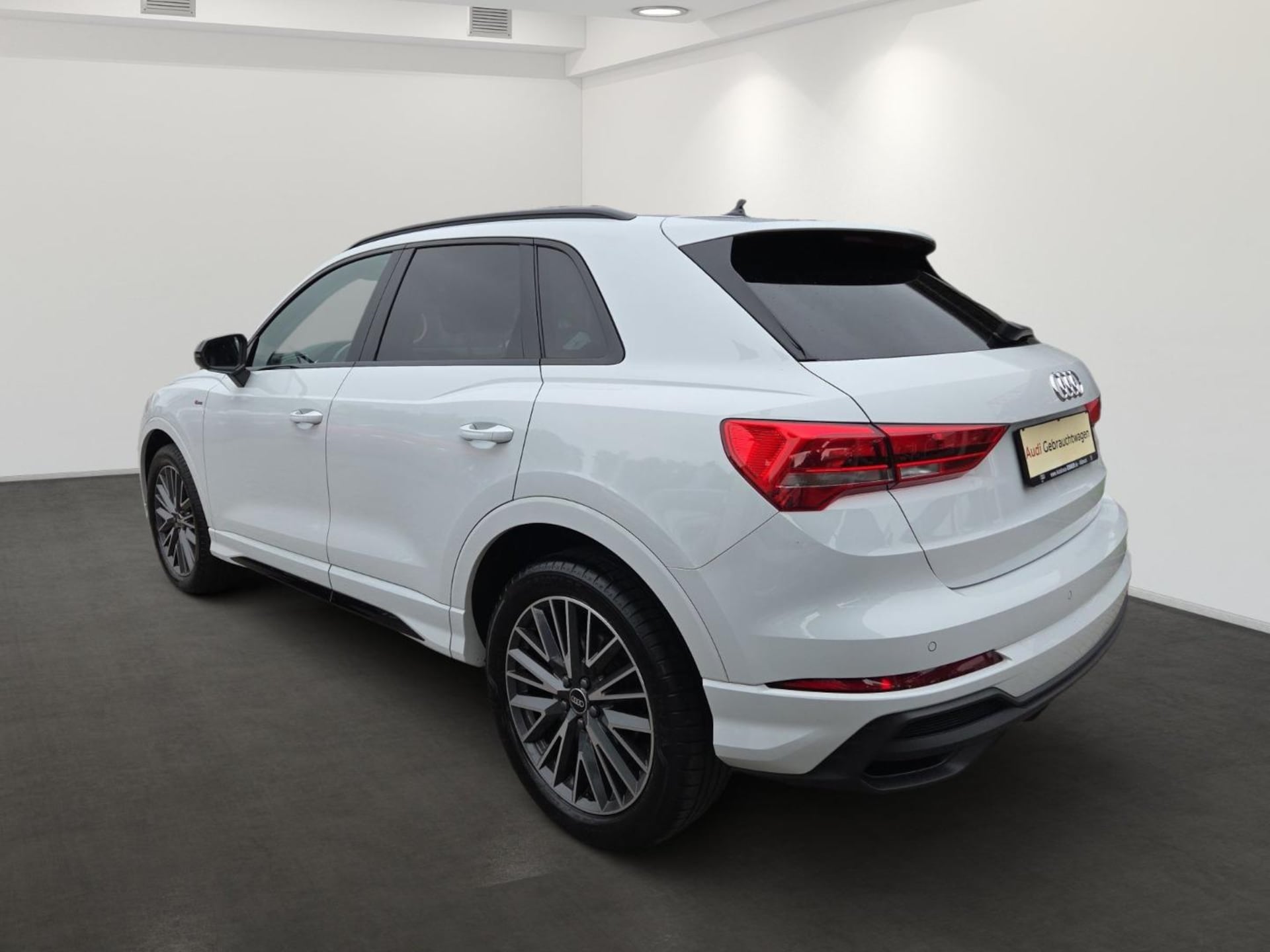 Audi Q3 SUV S line