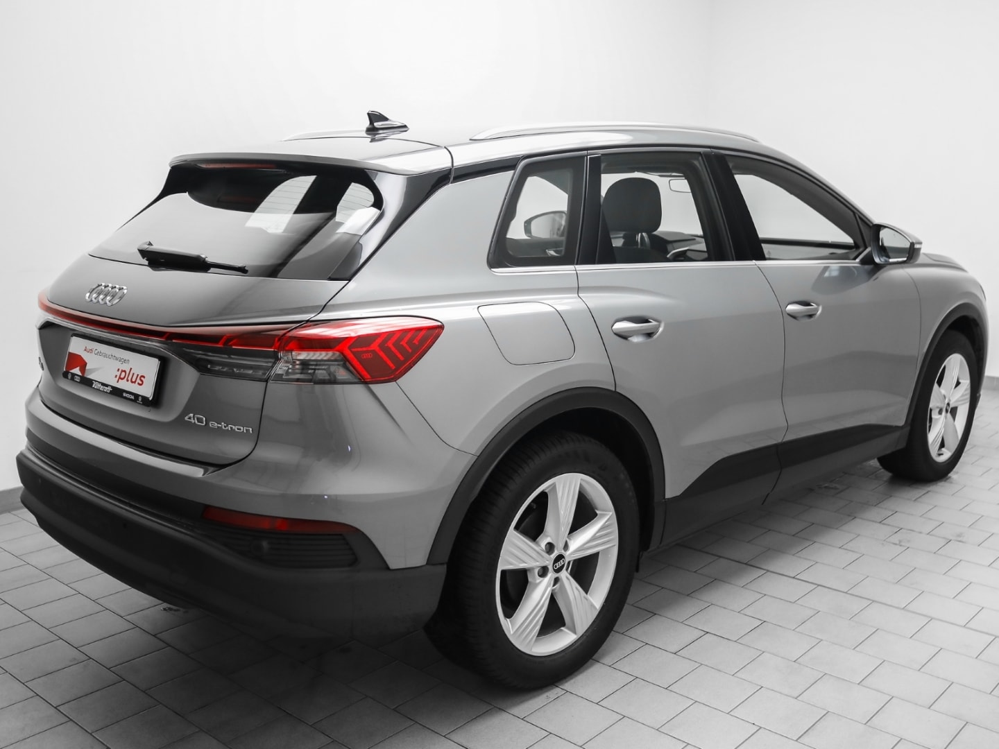 Bild über Audi Q4 e-tron 40 e-tron - für weitere Informationen kontaktieren Sie den Audi Partner