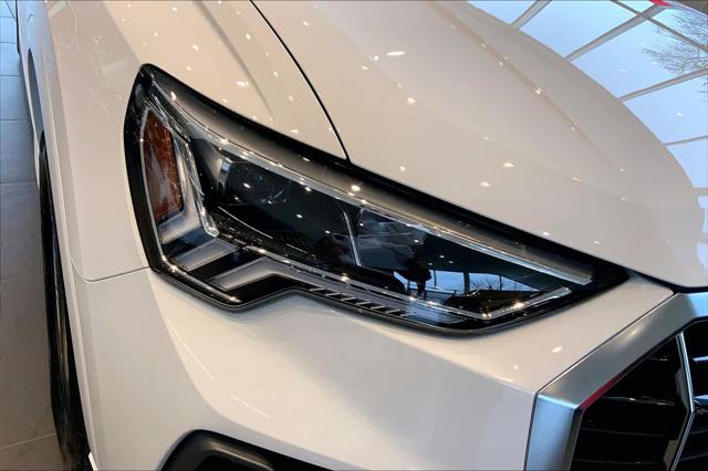2025 Audi Q3 S Line Premium - Photo 13
