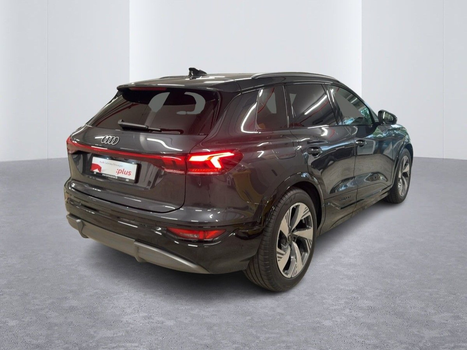 Audi Q6 SUV e-tron