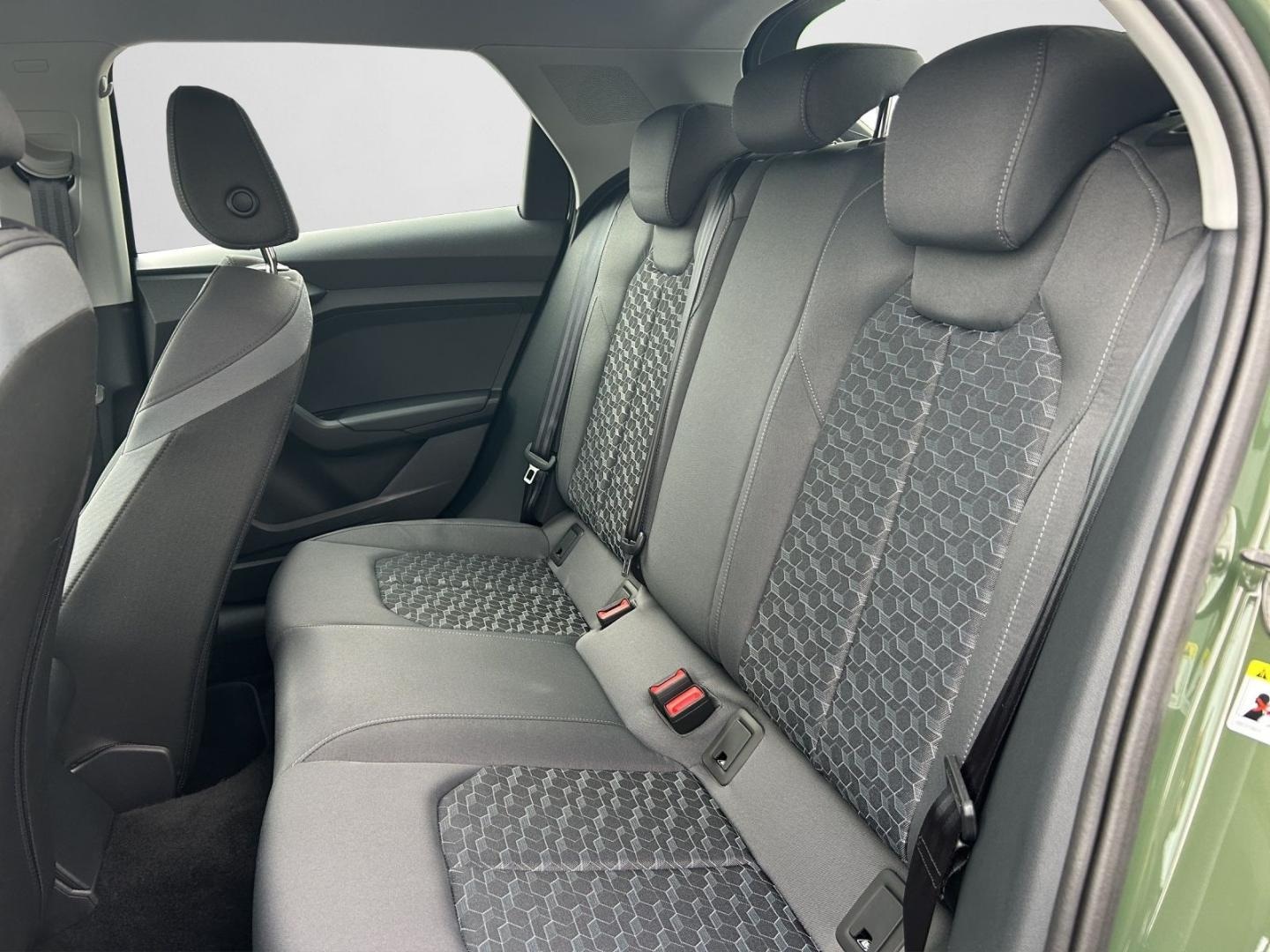 Bild über Audi A1 Sportback advanced 30 TFSI Schaltgetriebe - für weitere Informationen kontaktieren Sie den Audi Partner