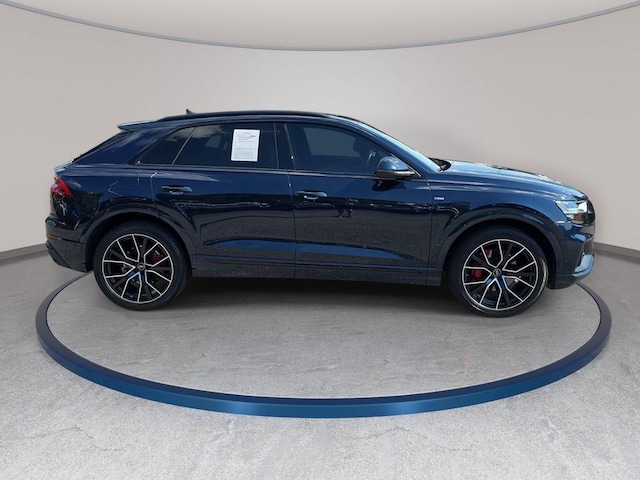 2023 Audi Q8