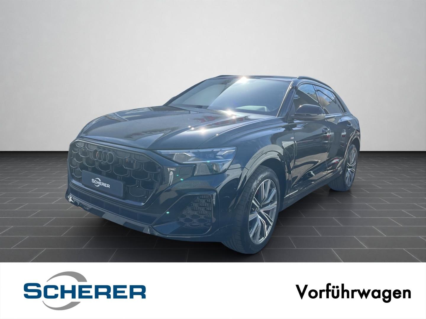 Bild über Audi Q8 SUV TFSI e S line business TFSI e quattro 360 kW tiptronic - für weitere Informationen kontaktieren Sie den Audi Partner