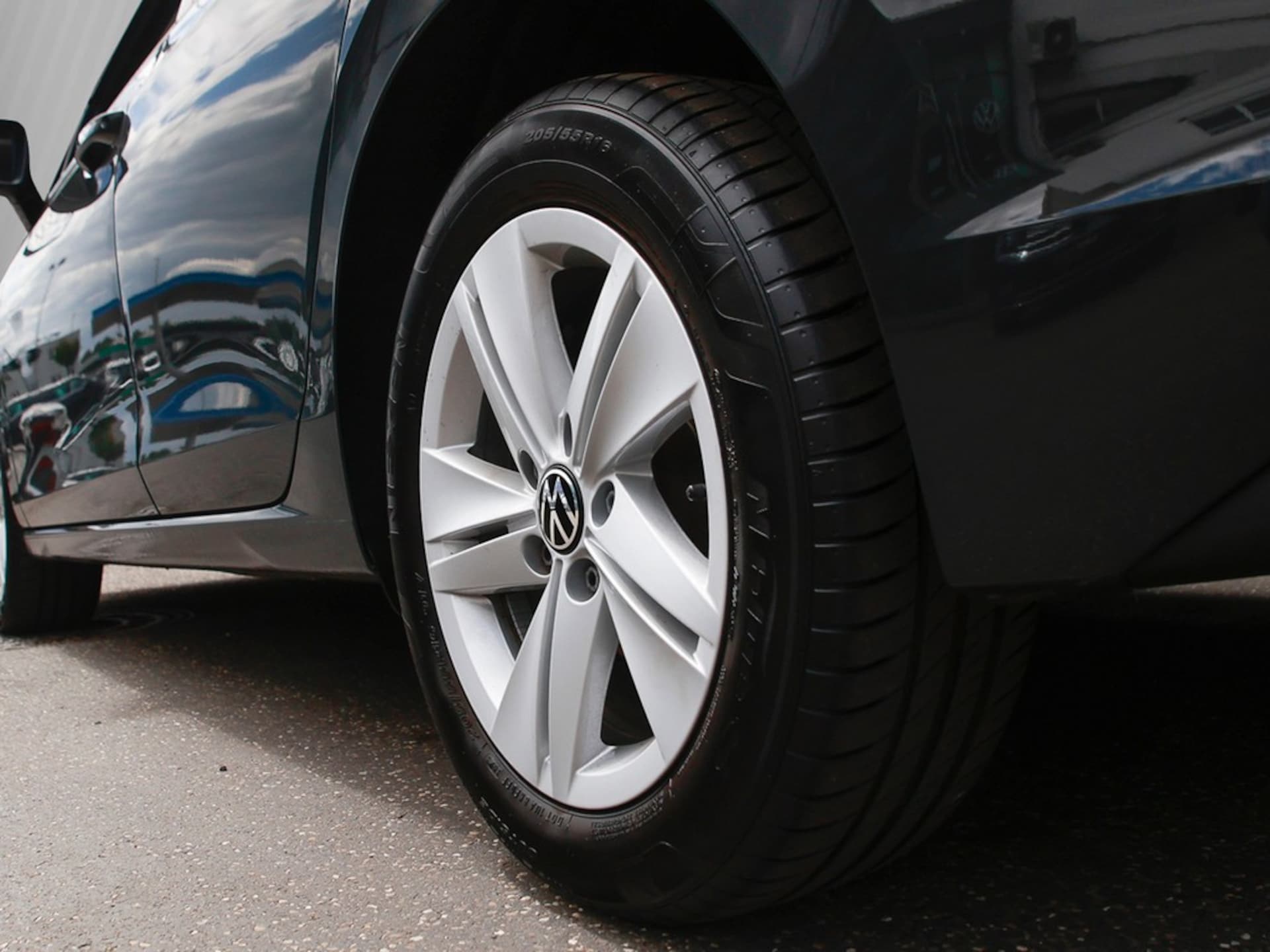 Volkswagen Golf Life