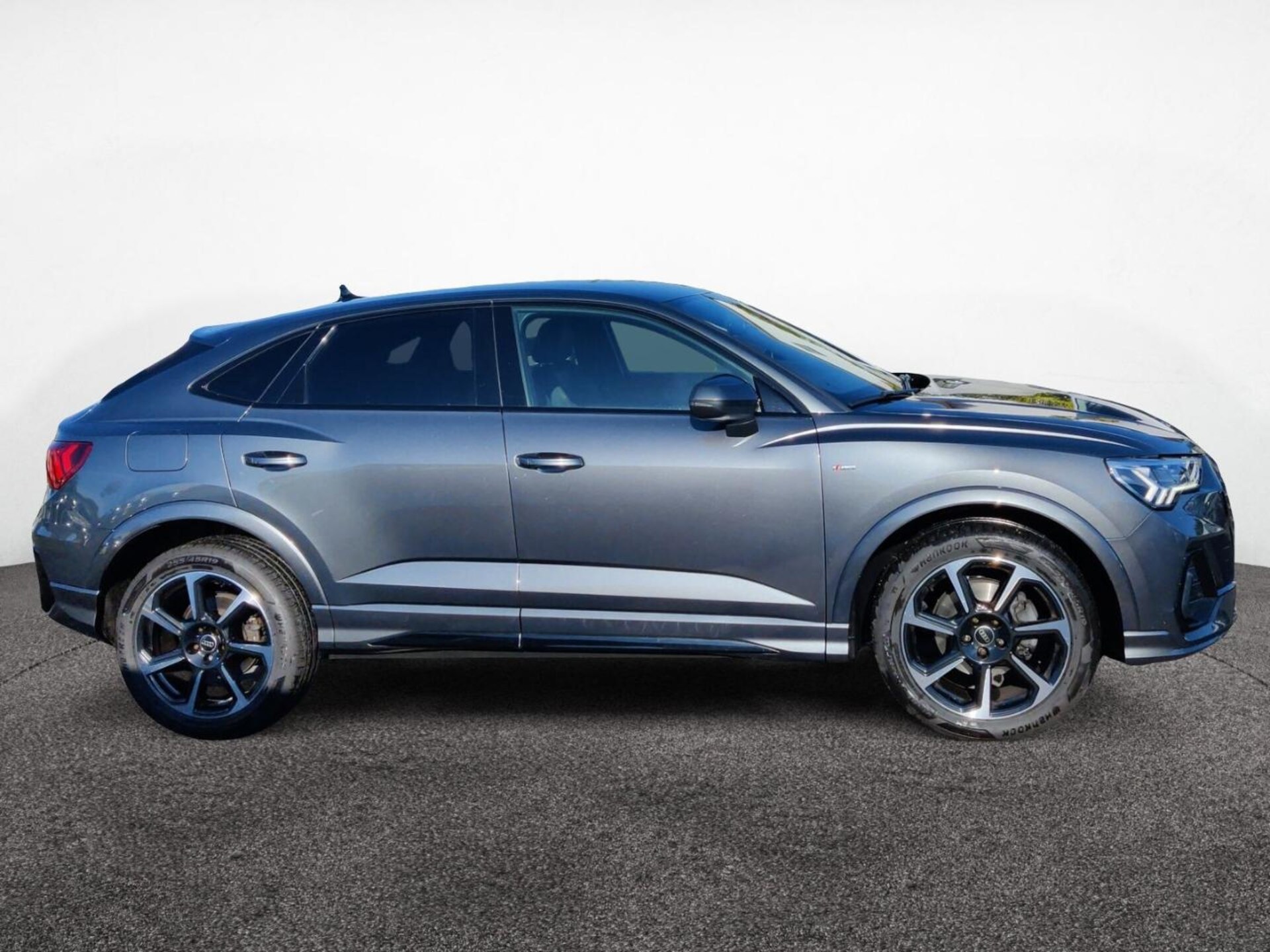 Audi Q3 Sportback S line
