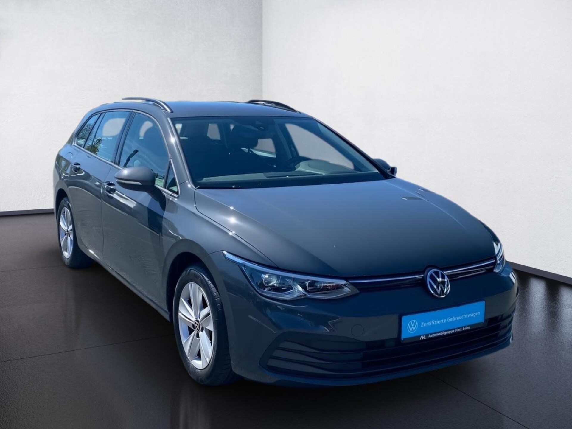 Volkswagen Golf Variant Life
