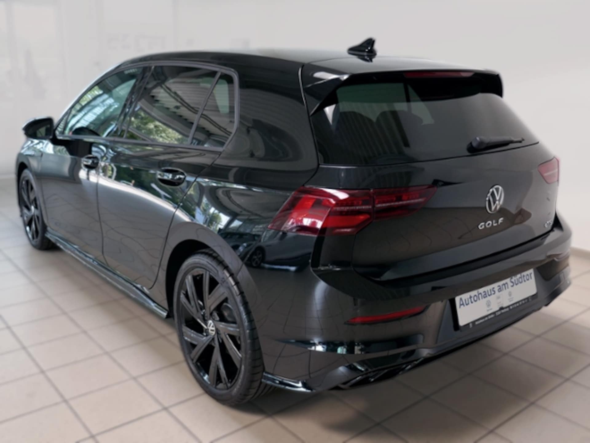 Volkswagen Golf R-Line