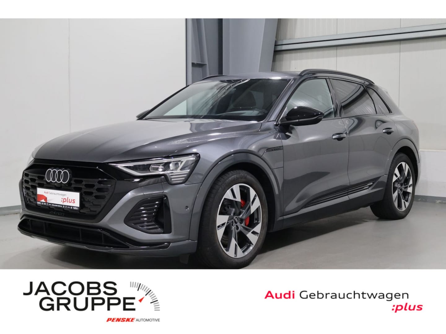 Bild über Audi Q8 e-tron S line 55 e-tron quattro - für weitere Informationen kontaktieren Sie den Audi Partner