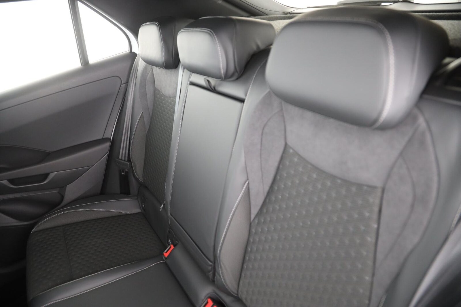 Volkswagen T-Roc – Bild 13